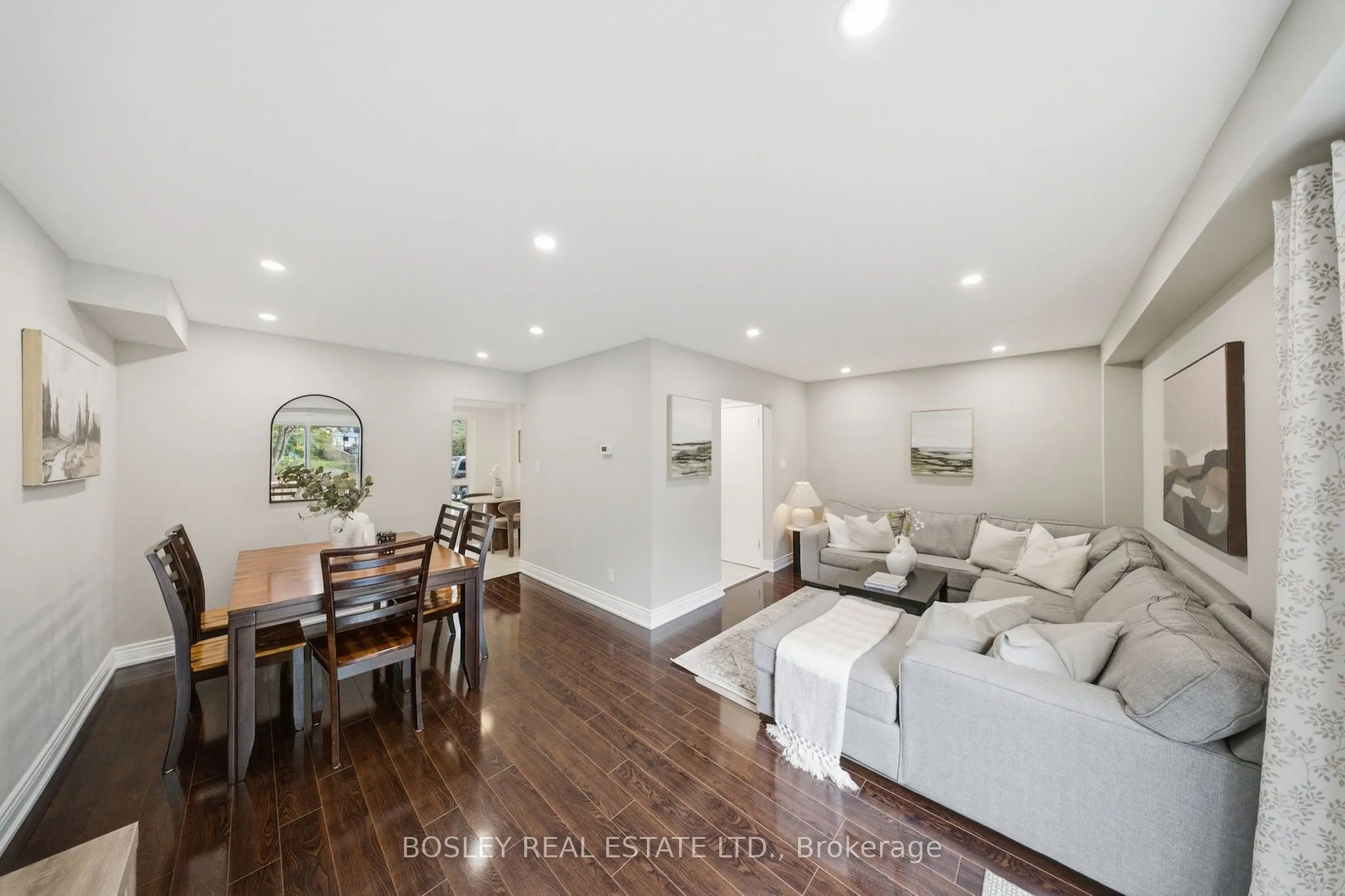 865 Gentry Crescent