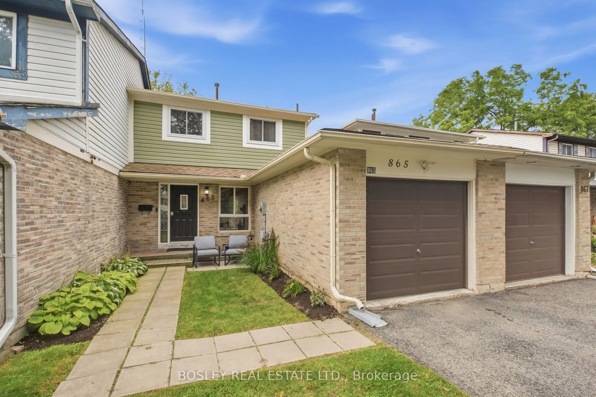 865 Gentry Crescent