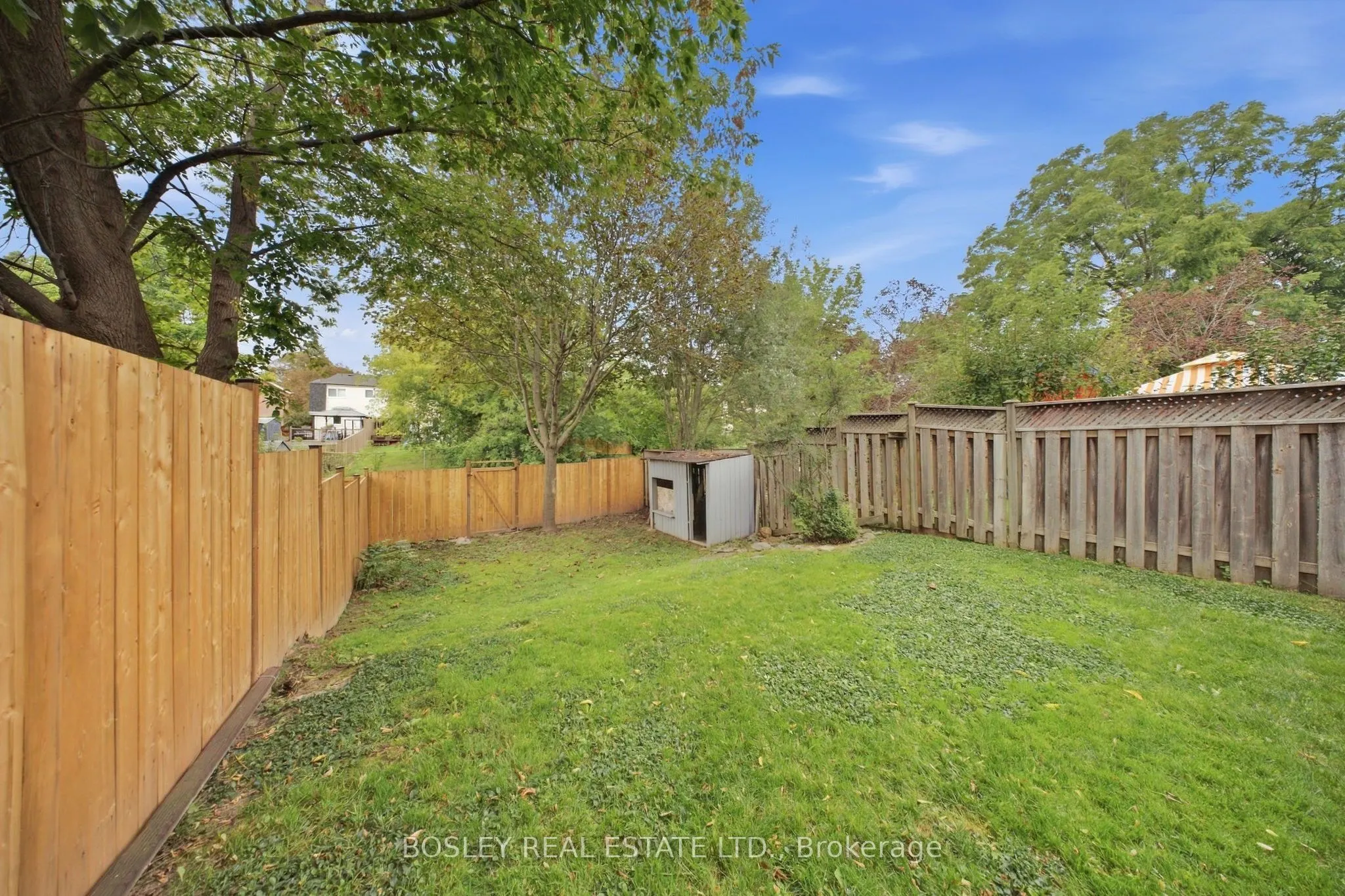 865 Gentry Crescent