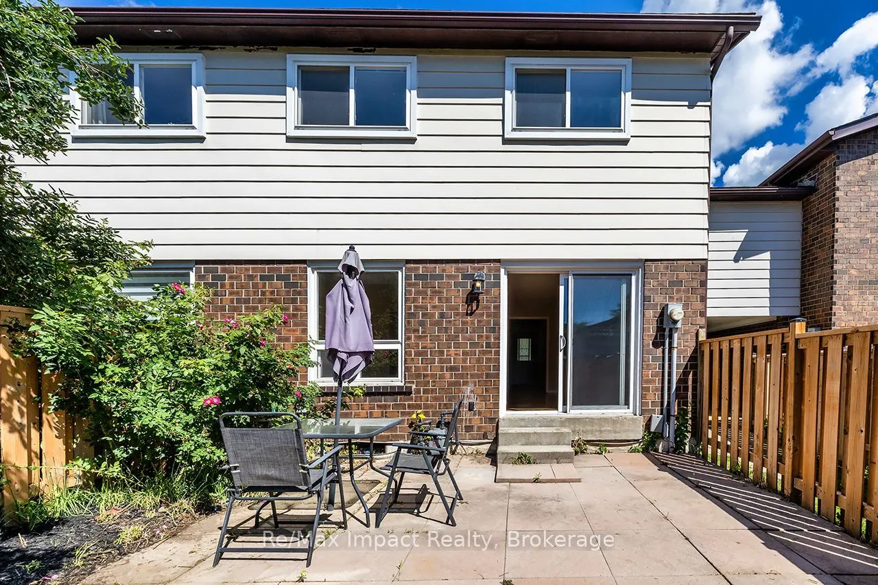 25 Tompkins Lane #25