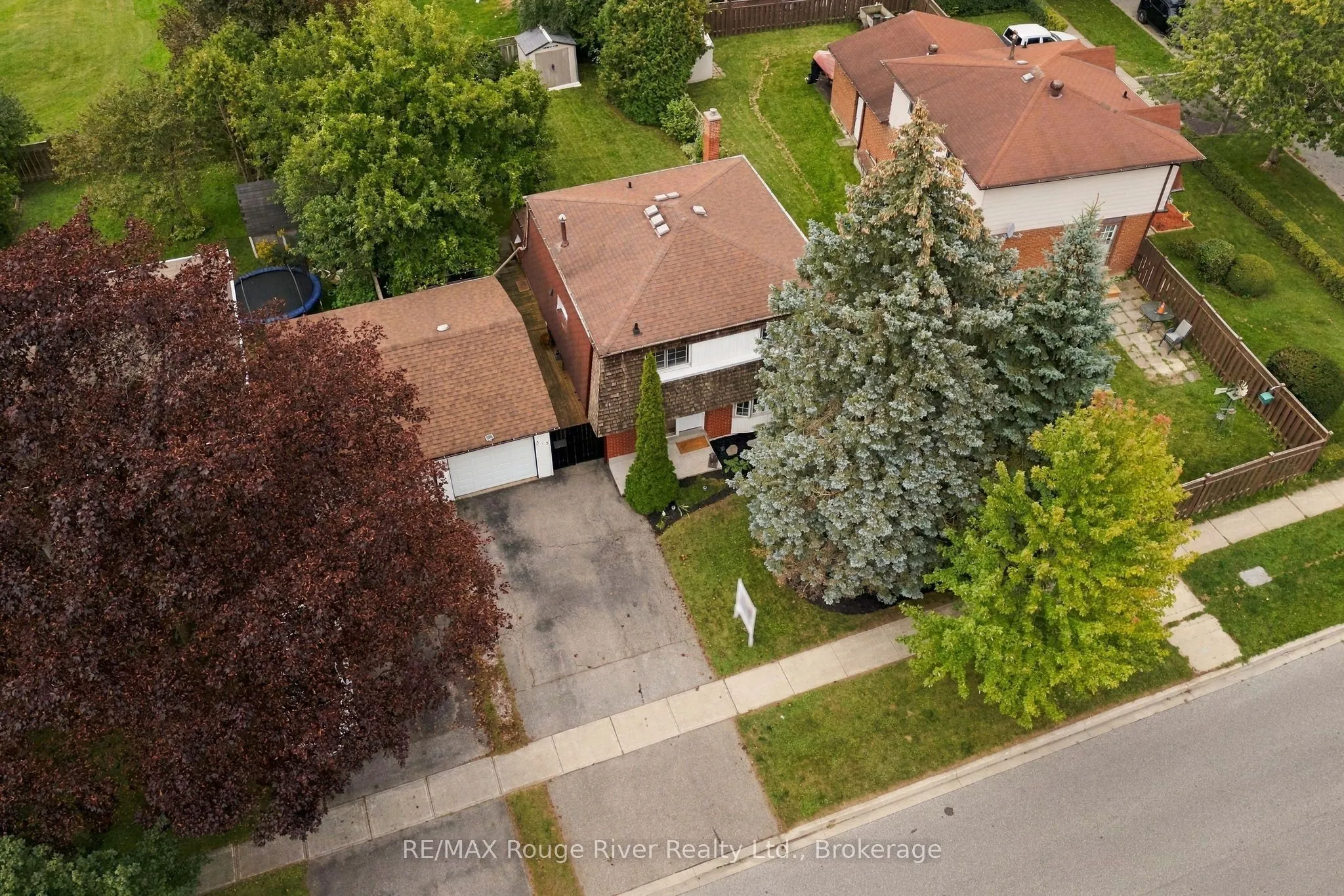 313 Lupin Drive
