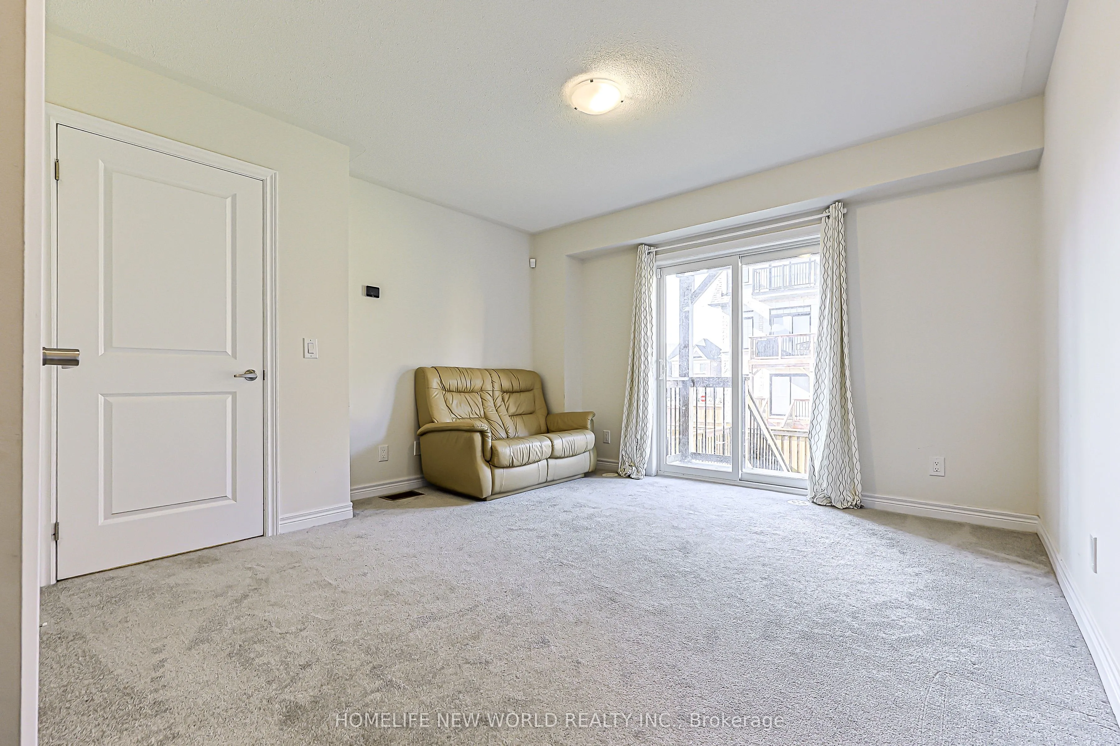 56 Elkington Crescent