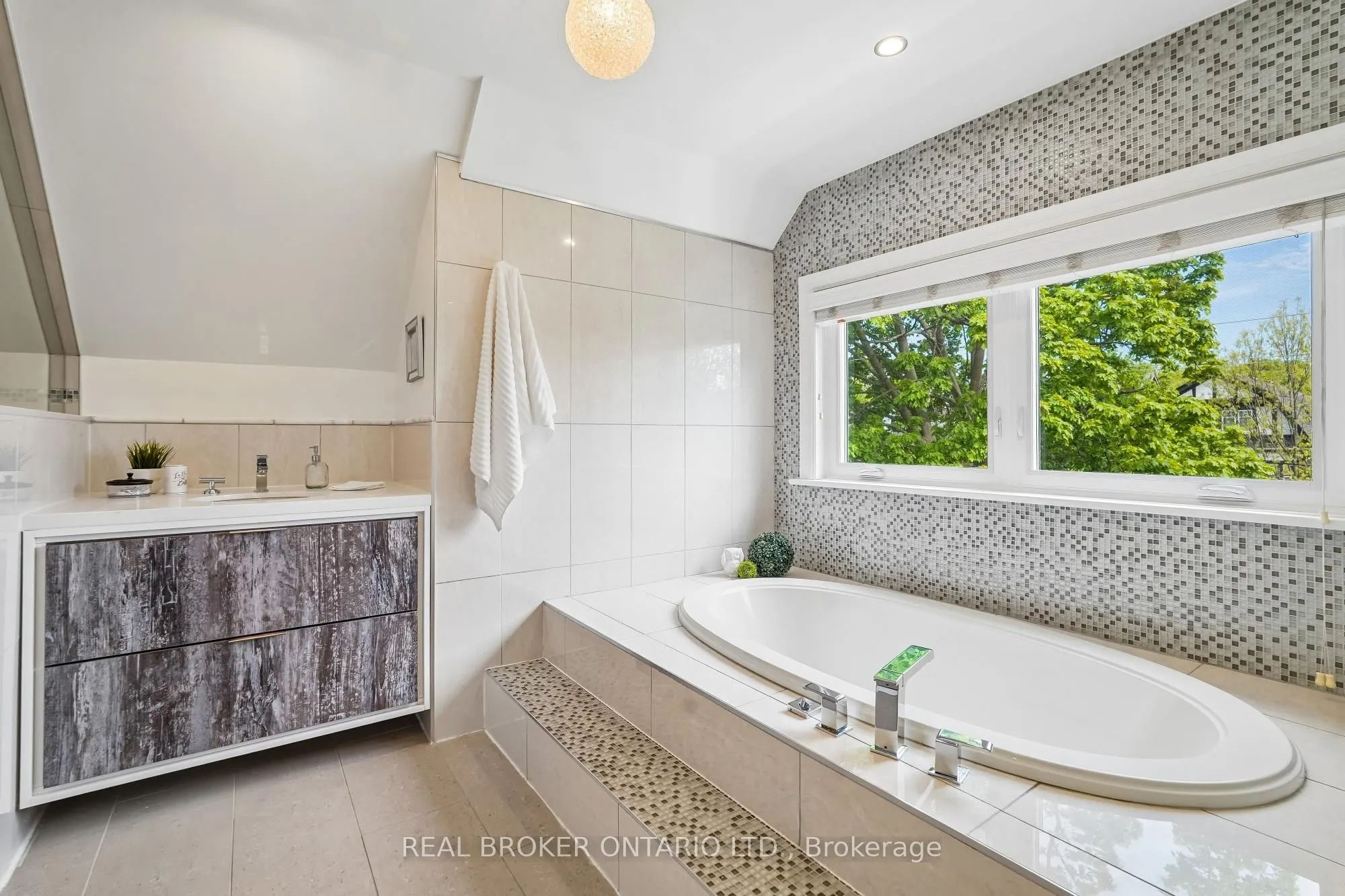20 Brookmount Road