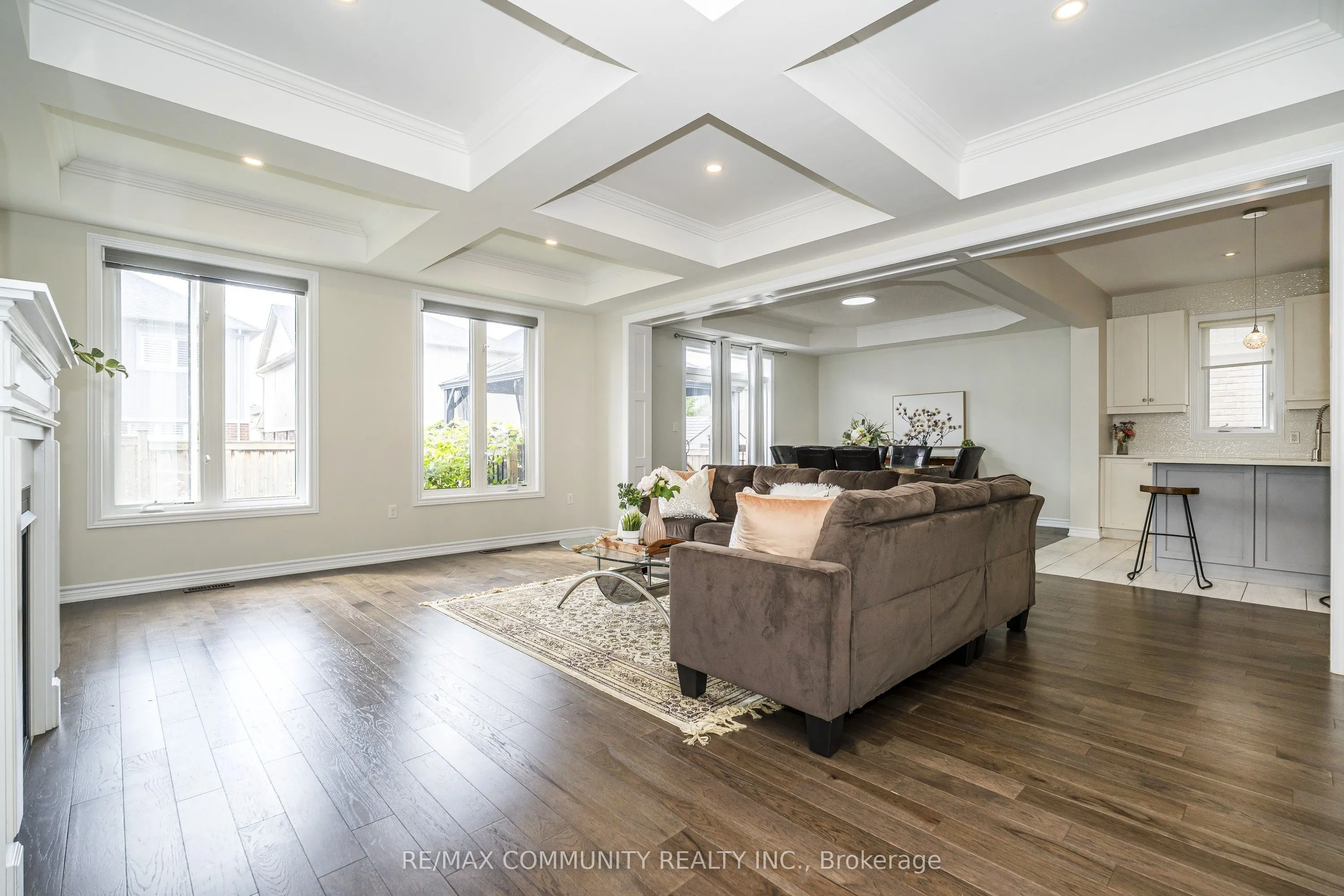 23 Holyrod Drive