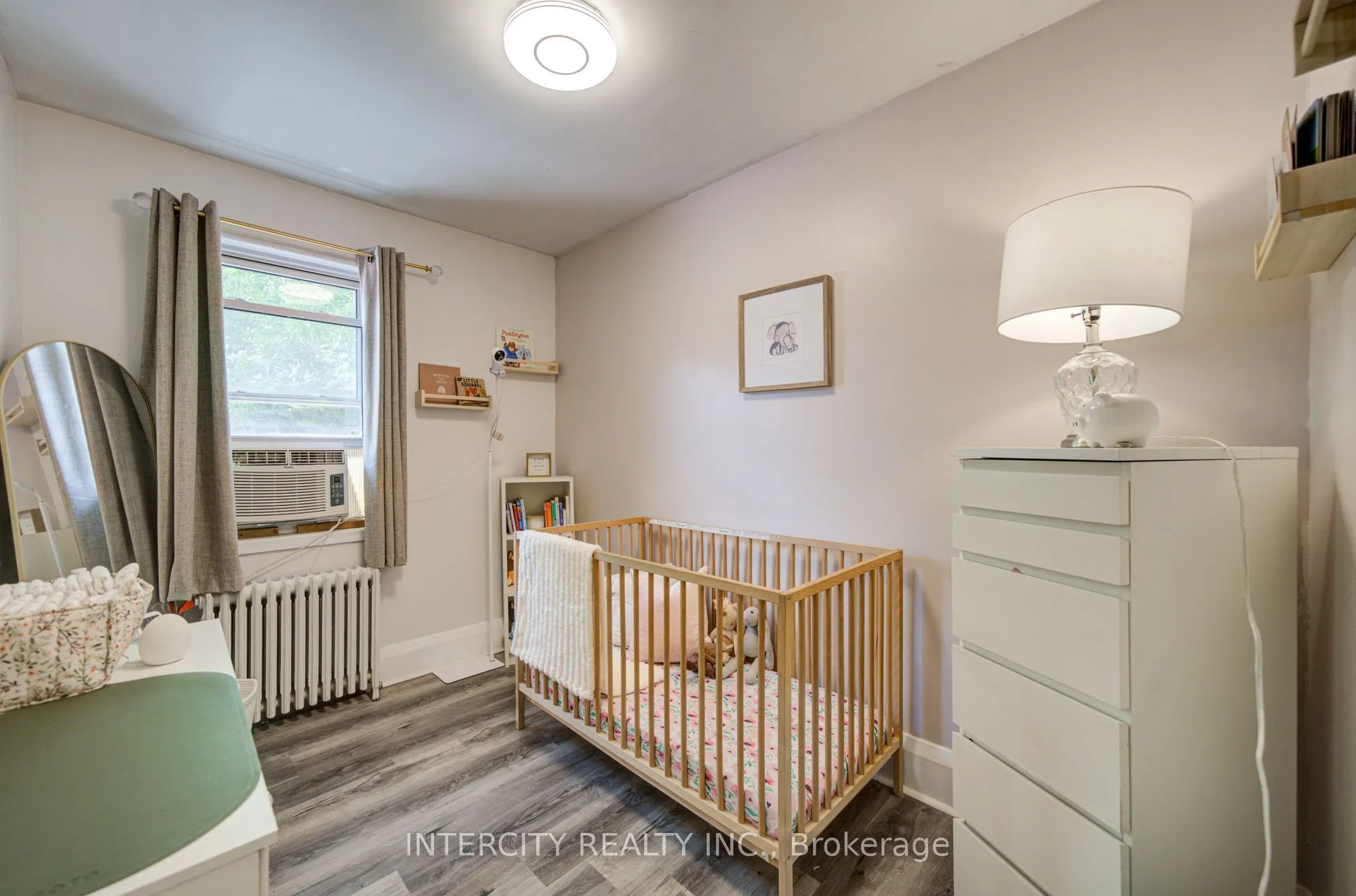 256 Blantyre Avenue