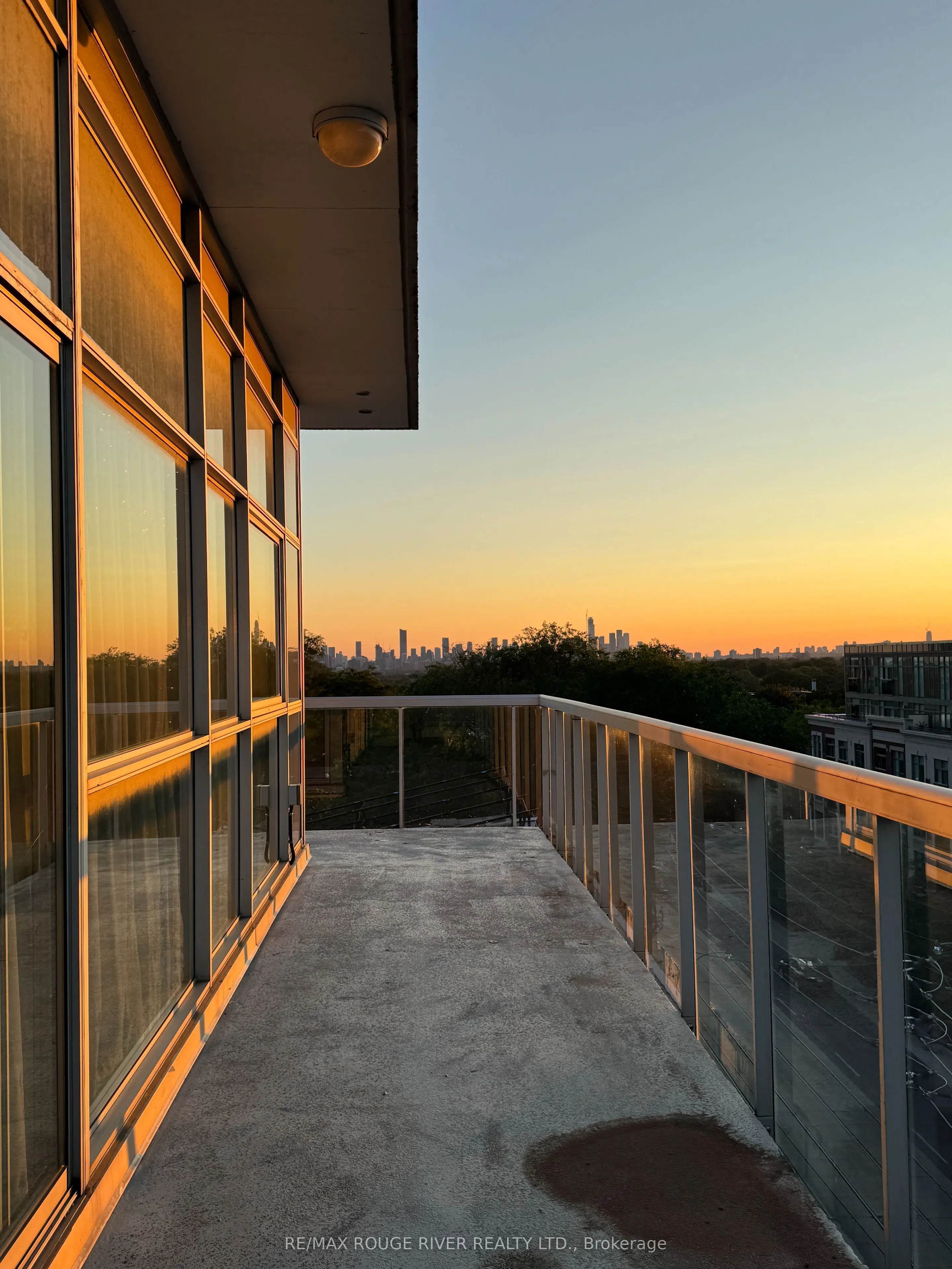 601 Kingston Road #606