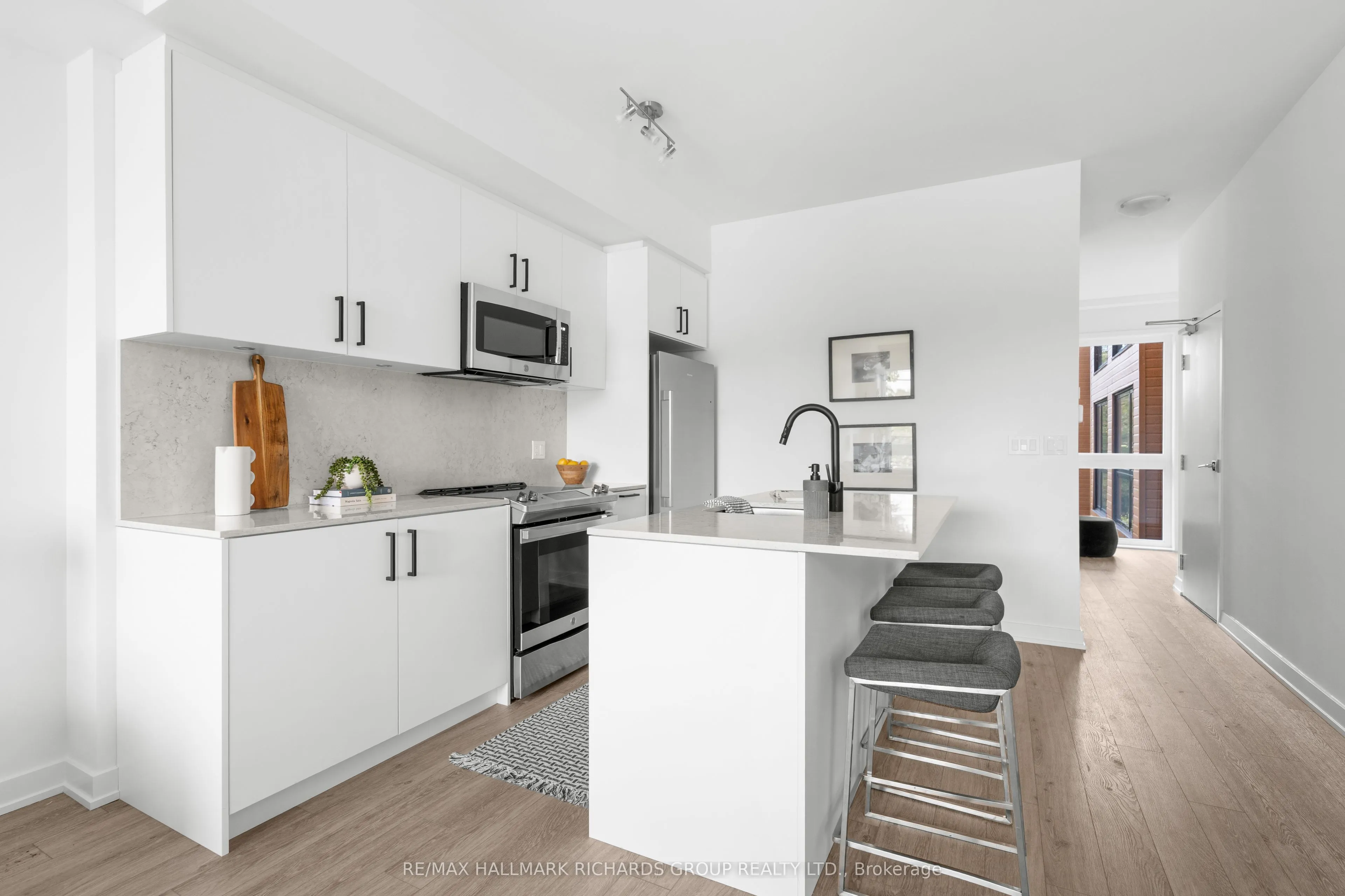 35 Birchcliff Avenue #39