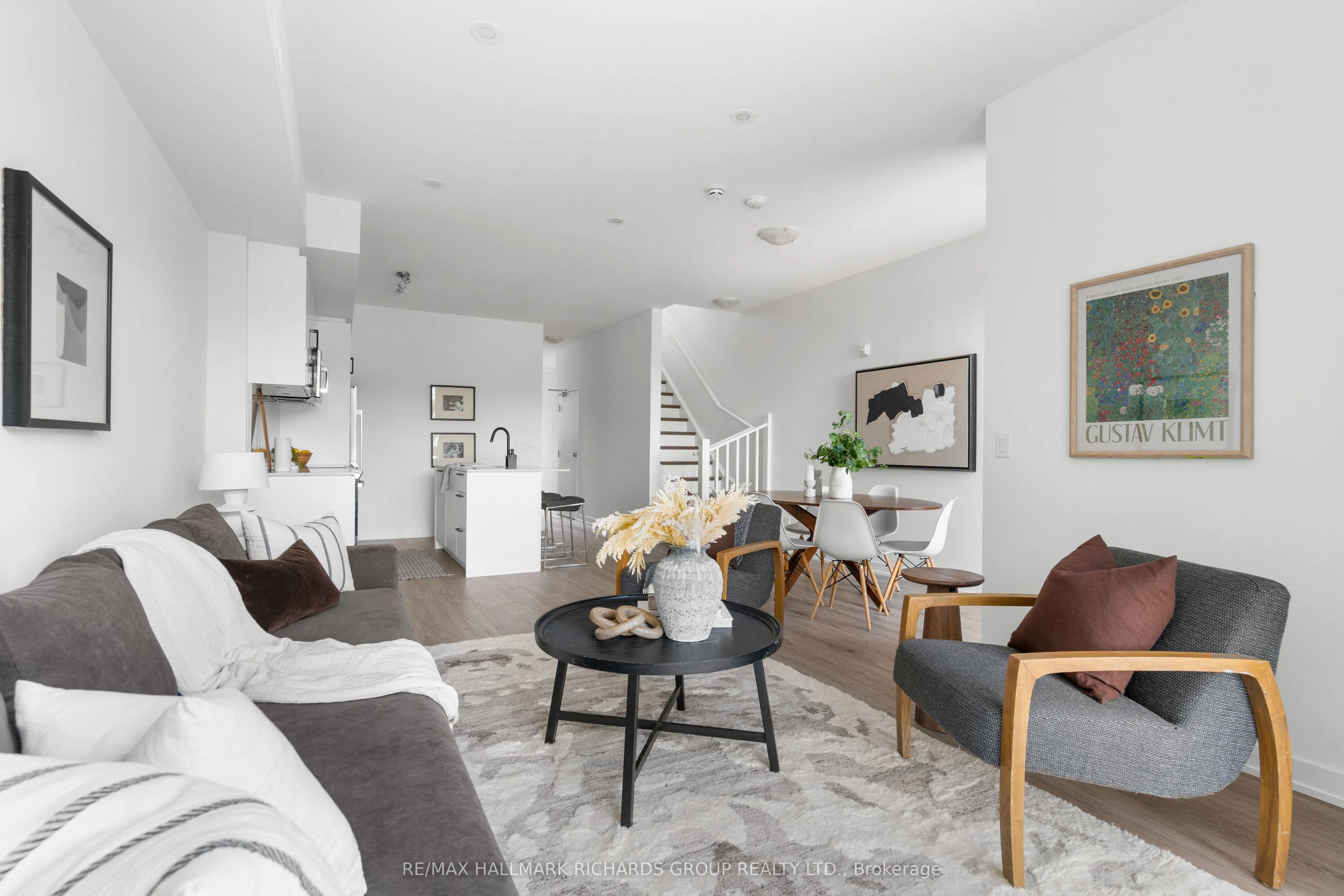 35 Birchcliff Avenue #39