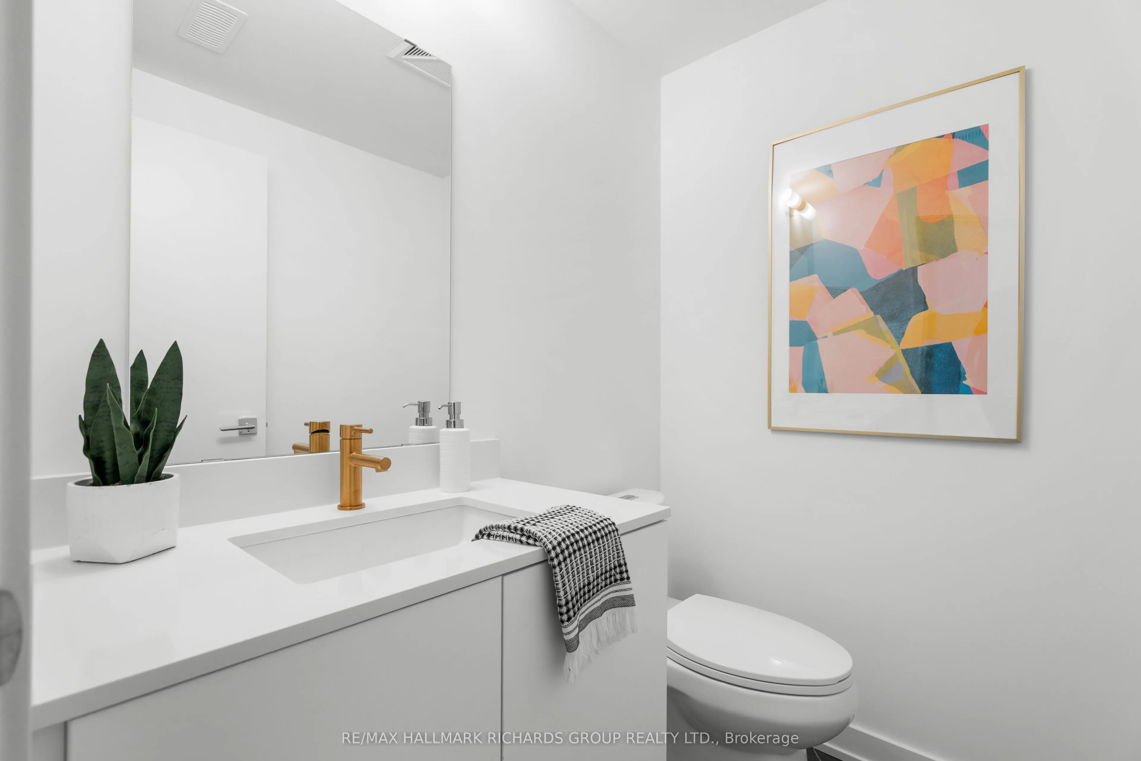 35 Birchcliff Avenue #39