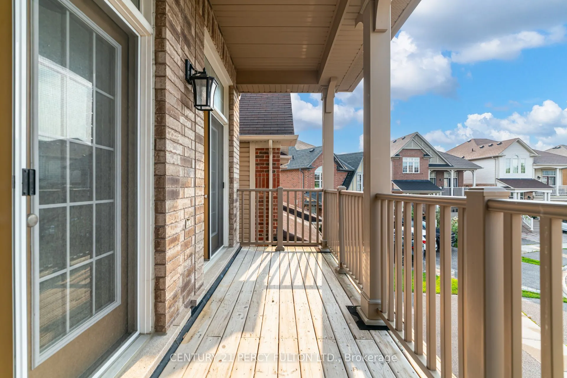 1825 Parkhurst Crescent