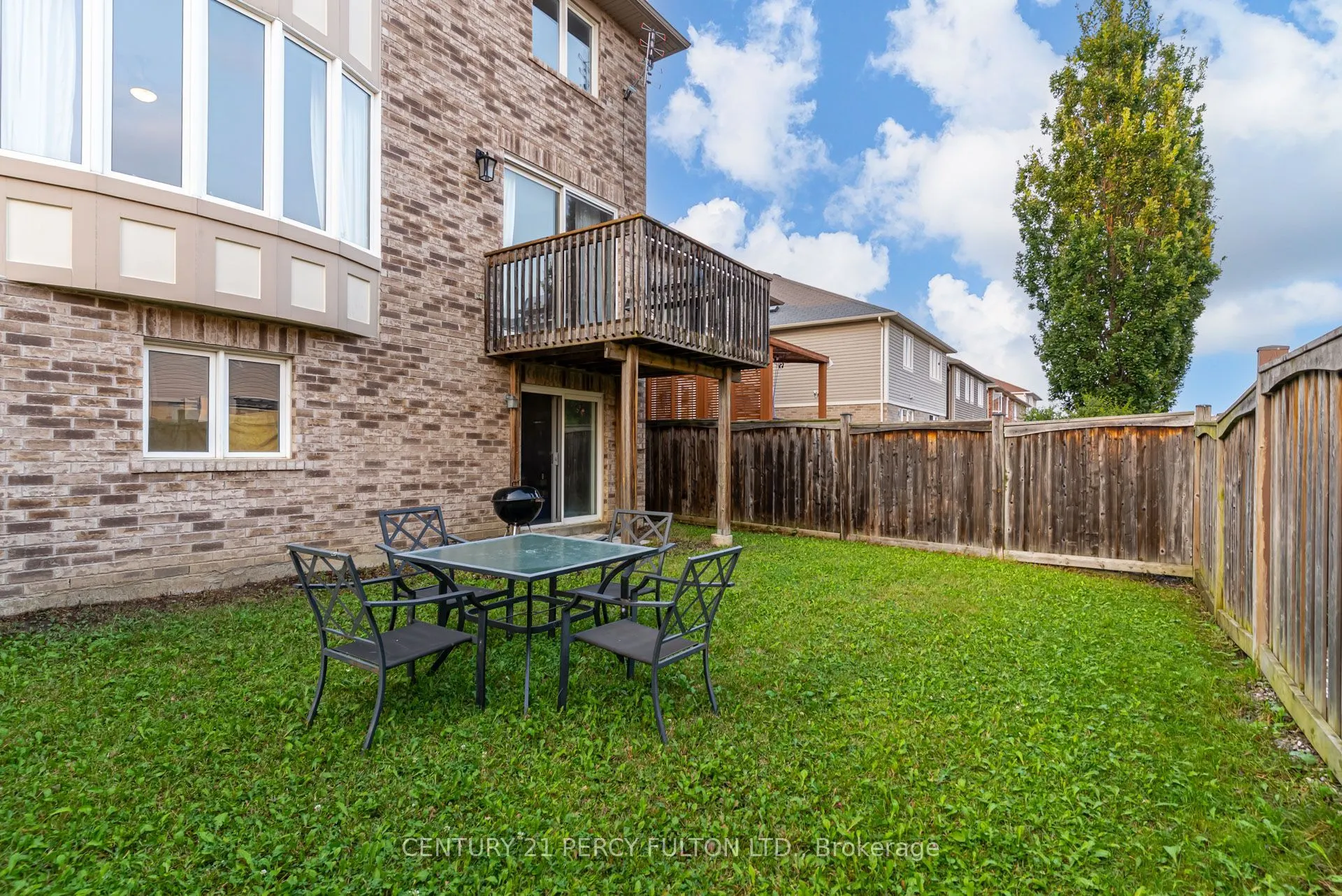 1825 Parkhurst Crescent