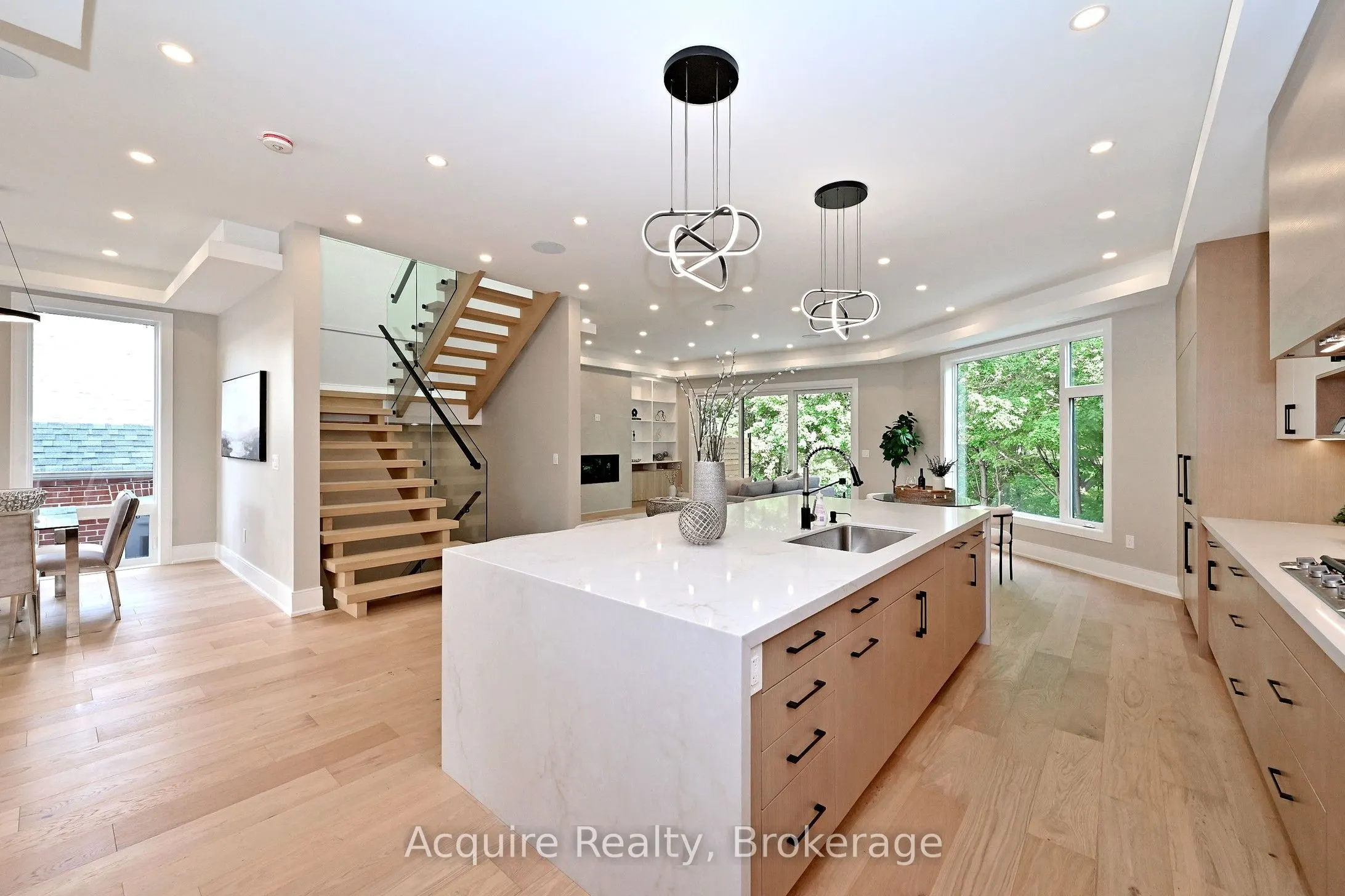 7 Doris Drive