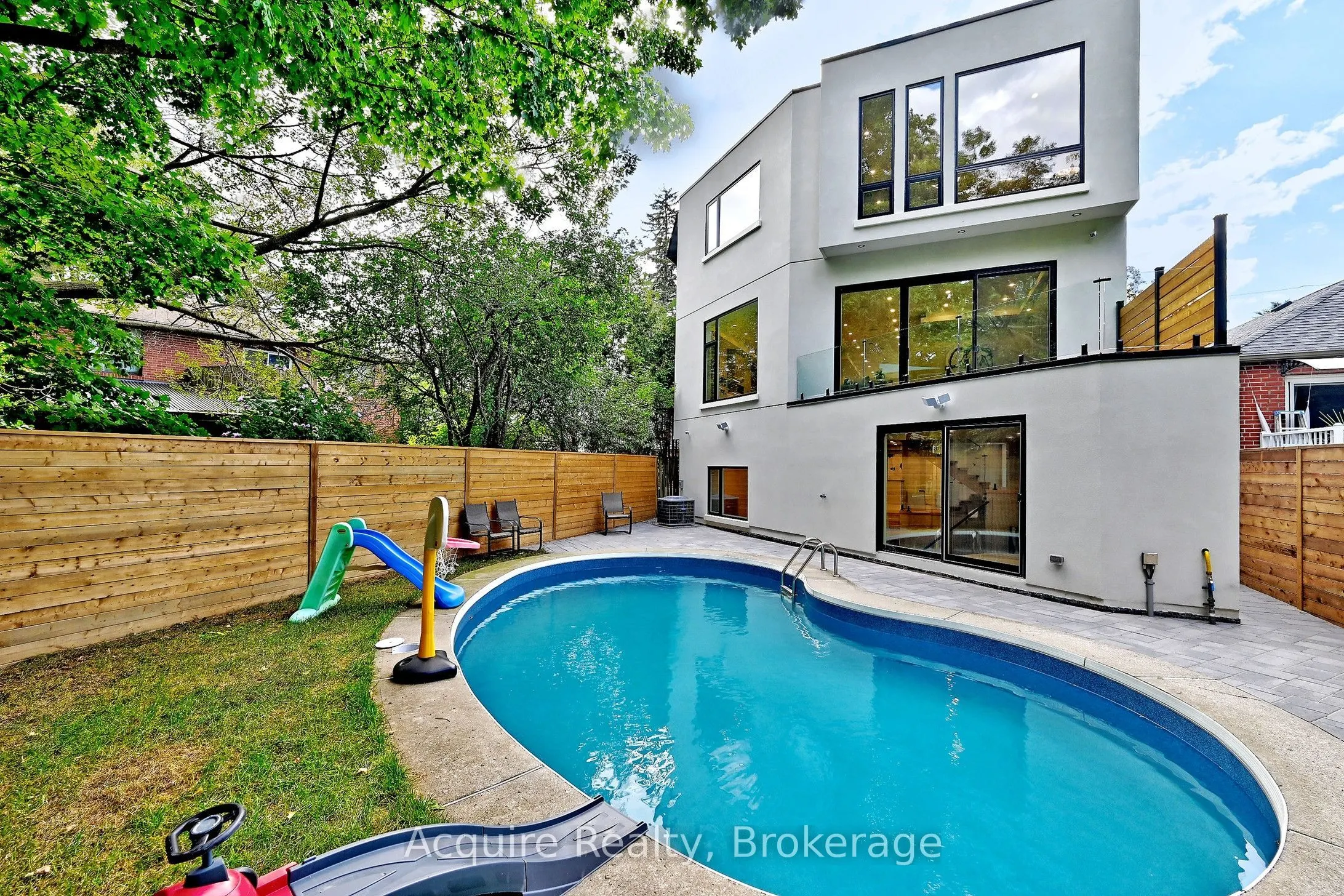7 Doris Drive