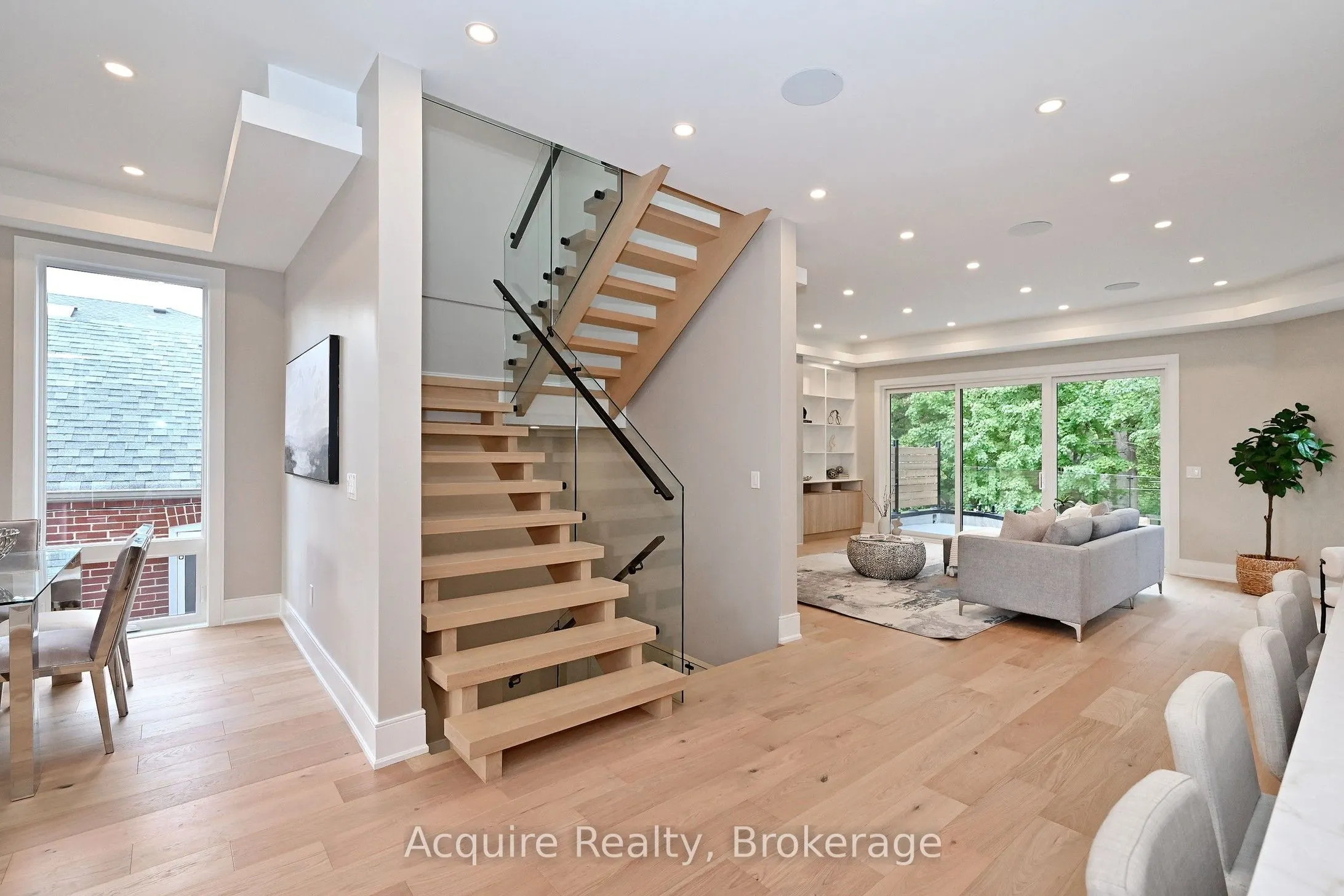 7 Doris Drive