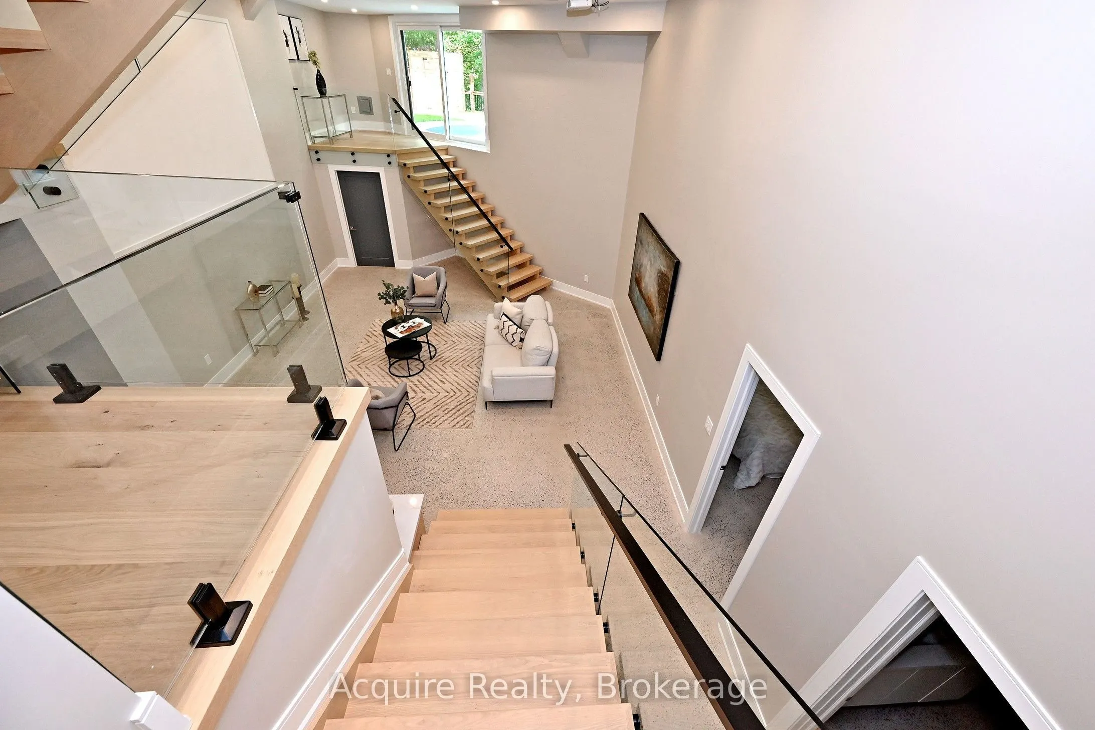 7 Doris Drive