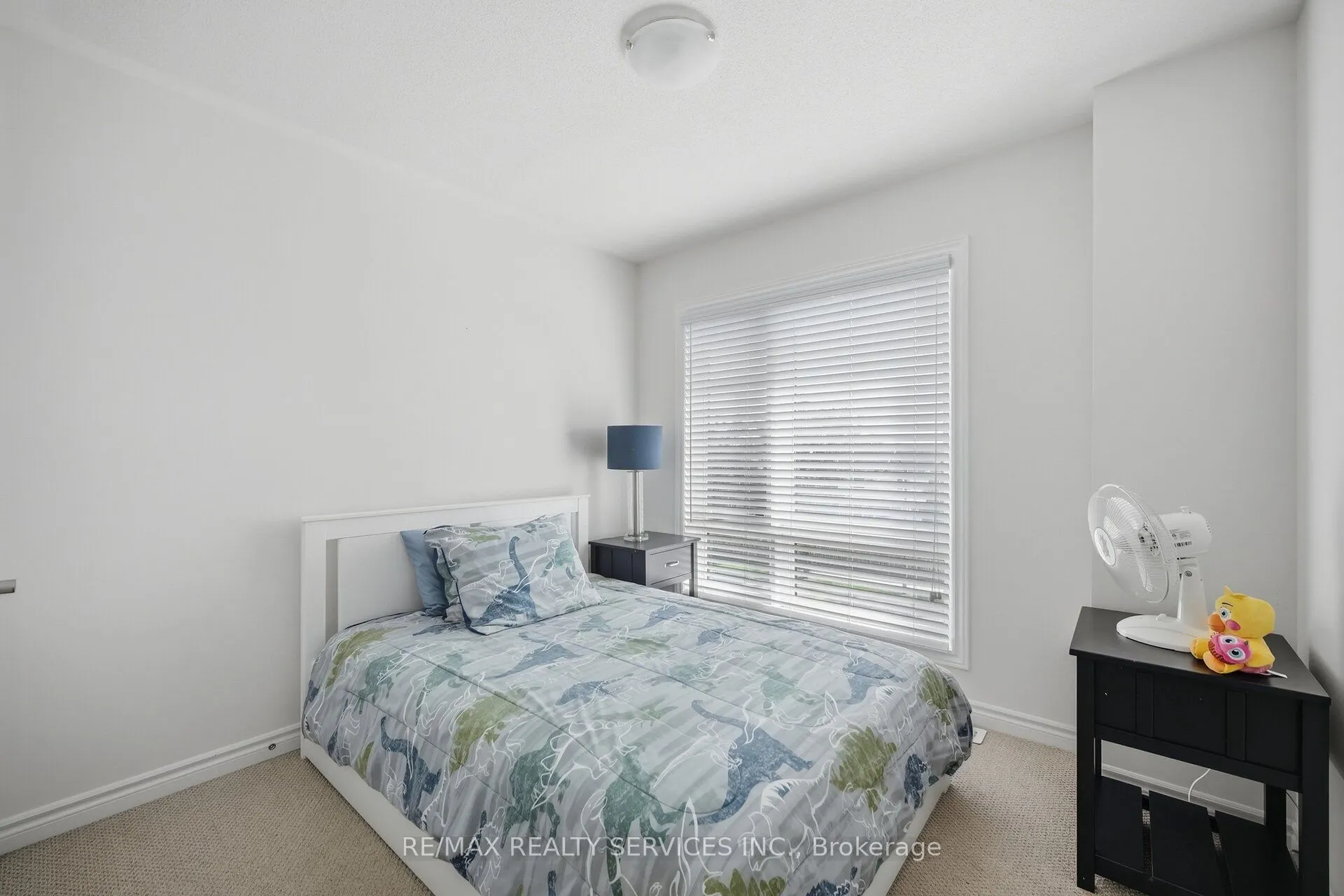 274 Carnwith Drive E