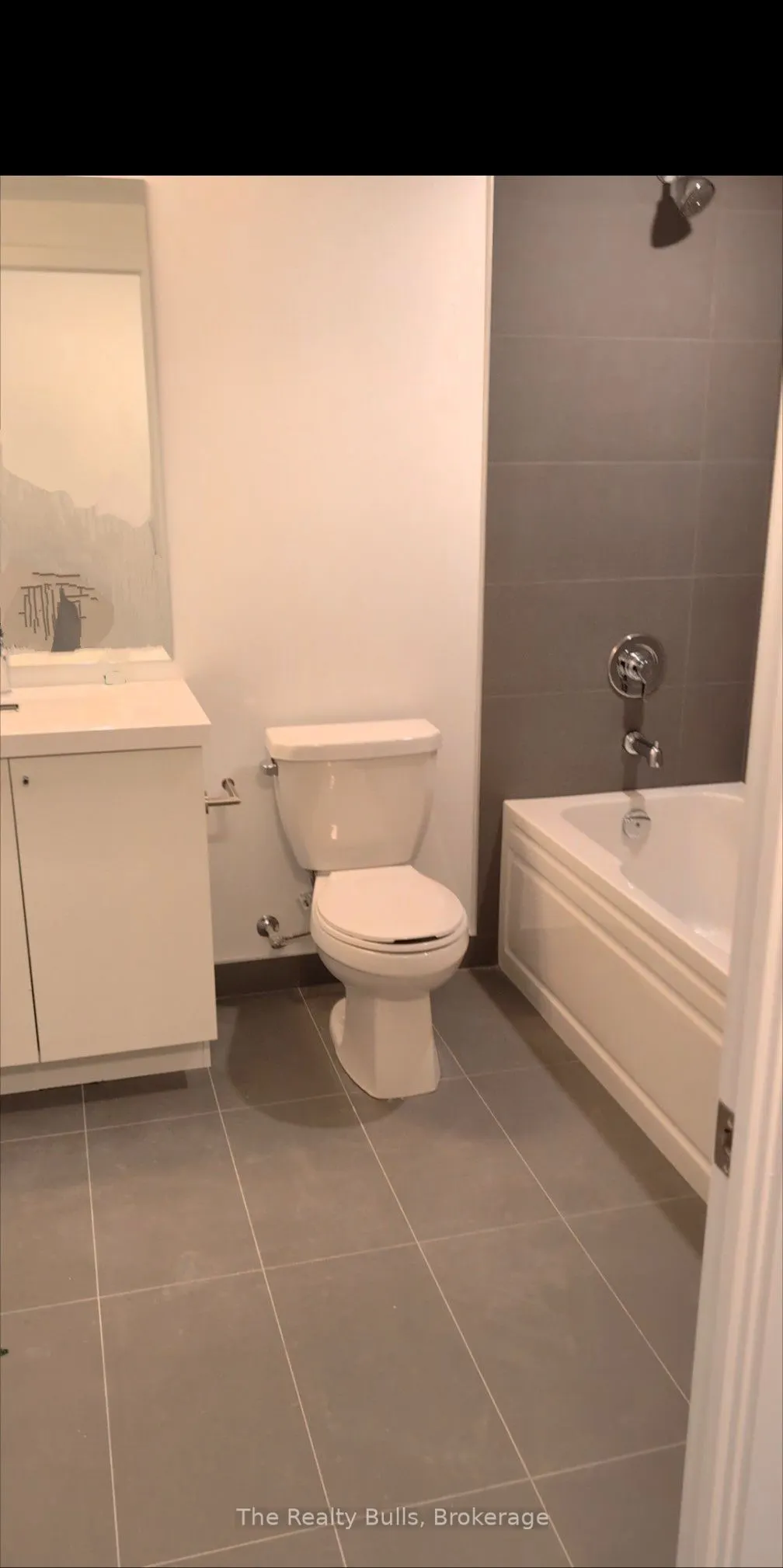 2545 Simcoe Street #2009