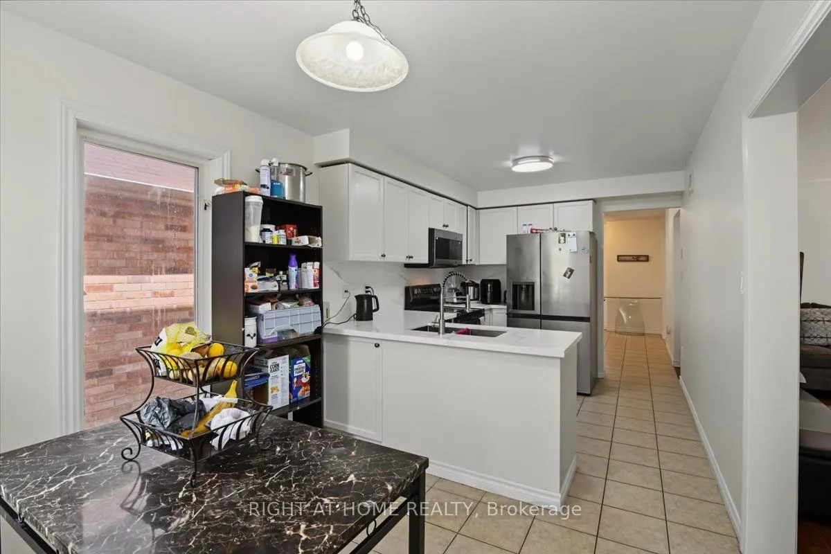 1350 Wadebridge Crescent