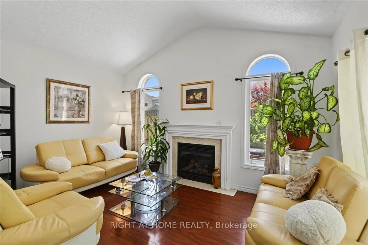 1350 Wadebridge Crescent
