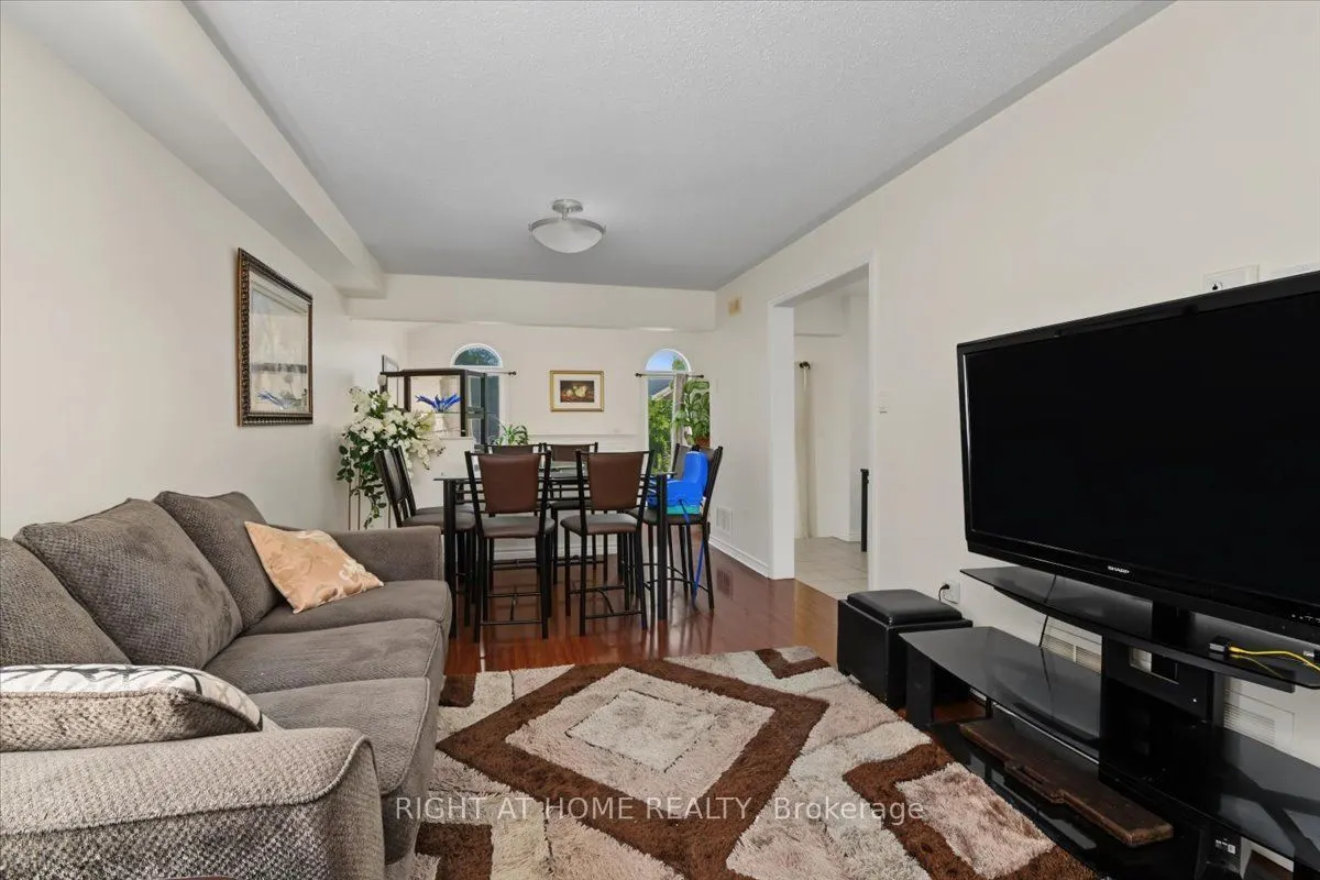 1350 Wadebridge Crescent