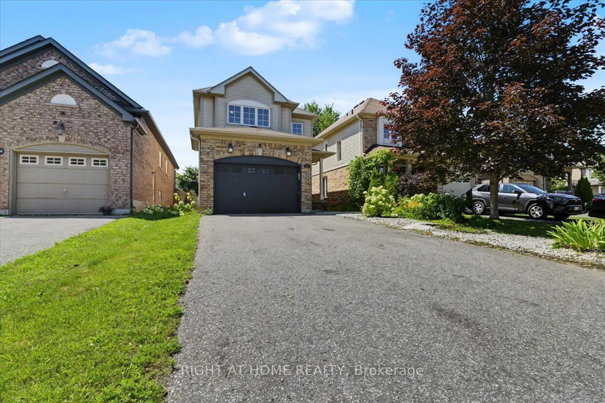 1350 Wadebridge Crescent