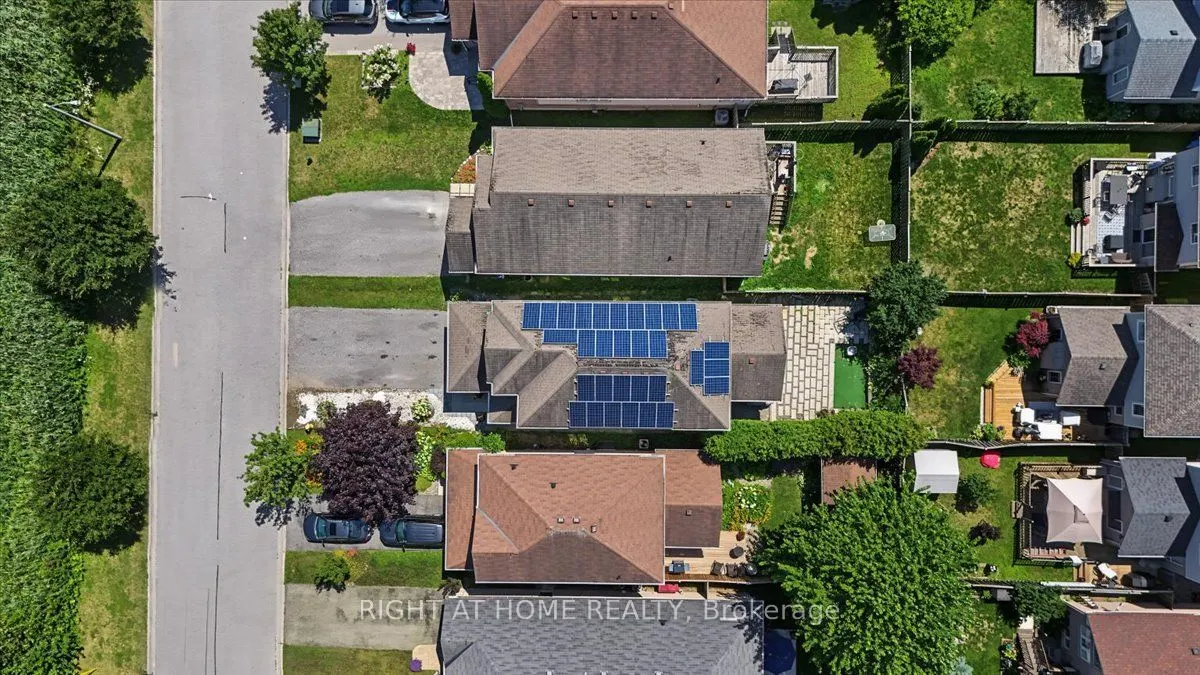 1350 Wadebridge Crescent