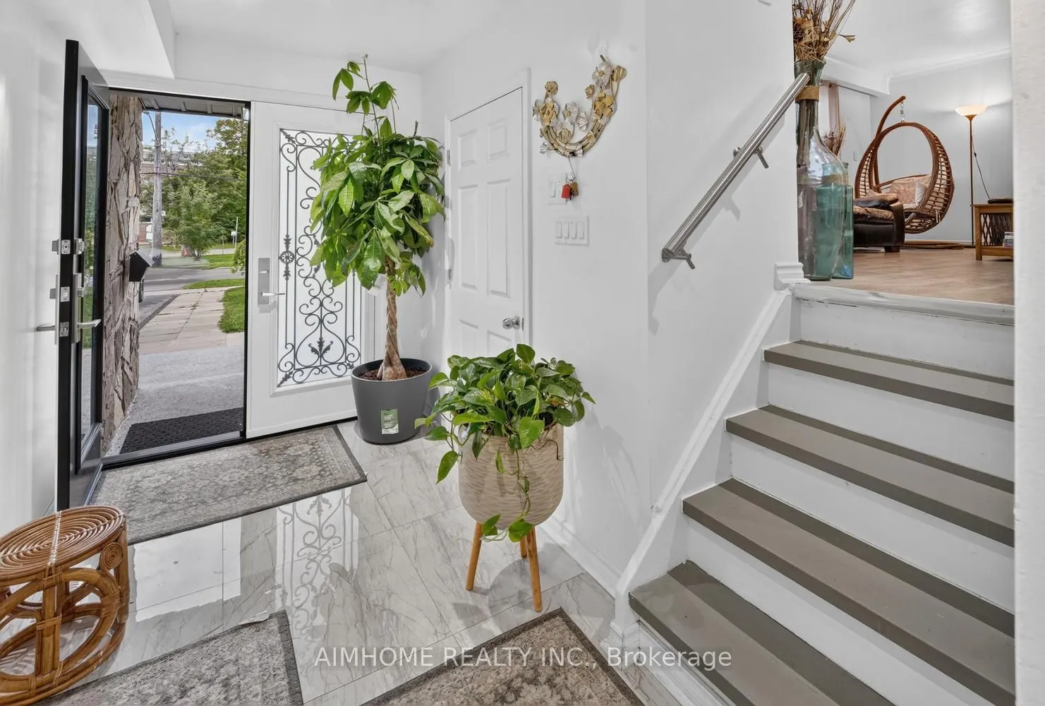 166 Guildwood Parkway