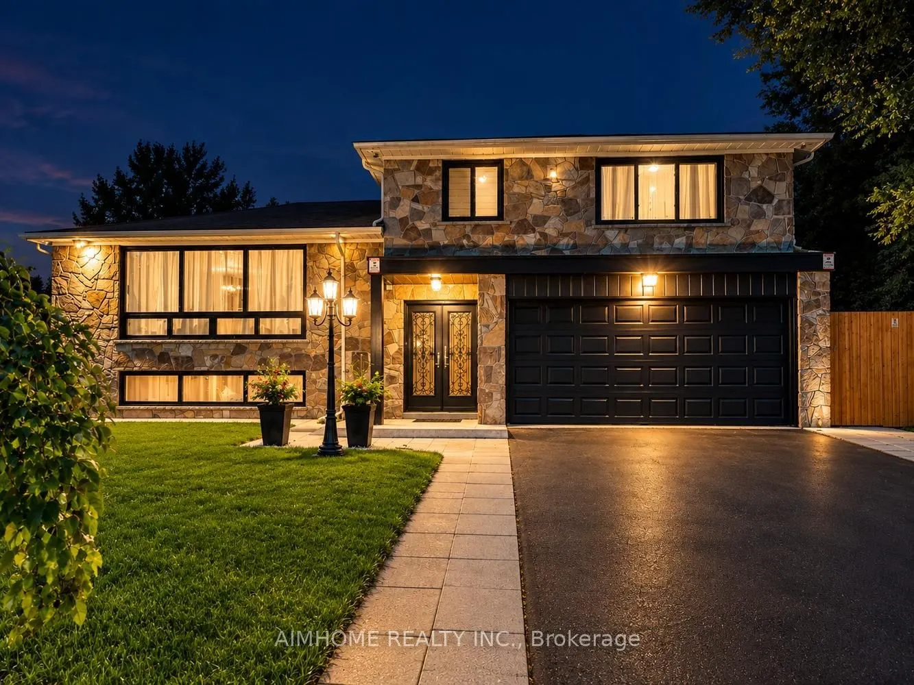 166 Guildwood Parkway