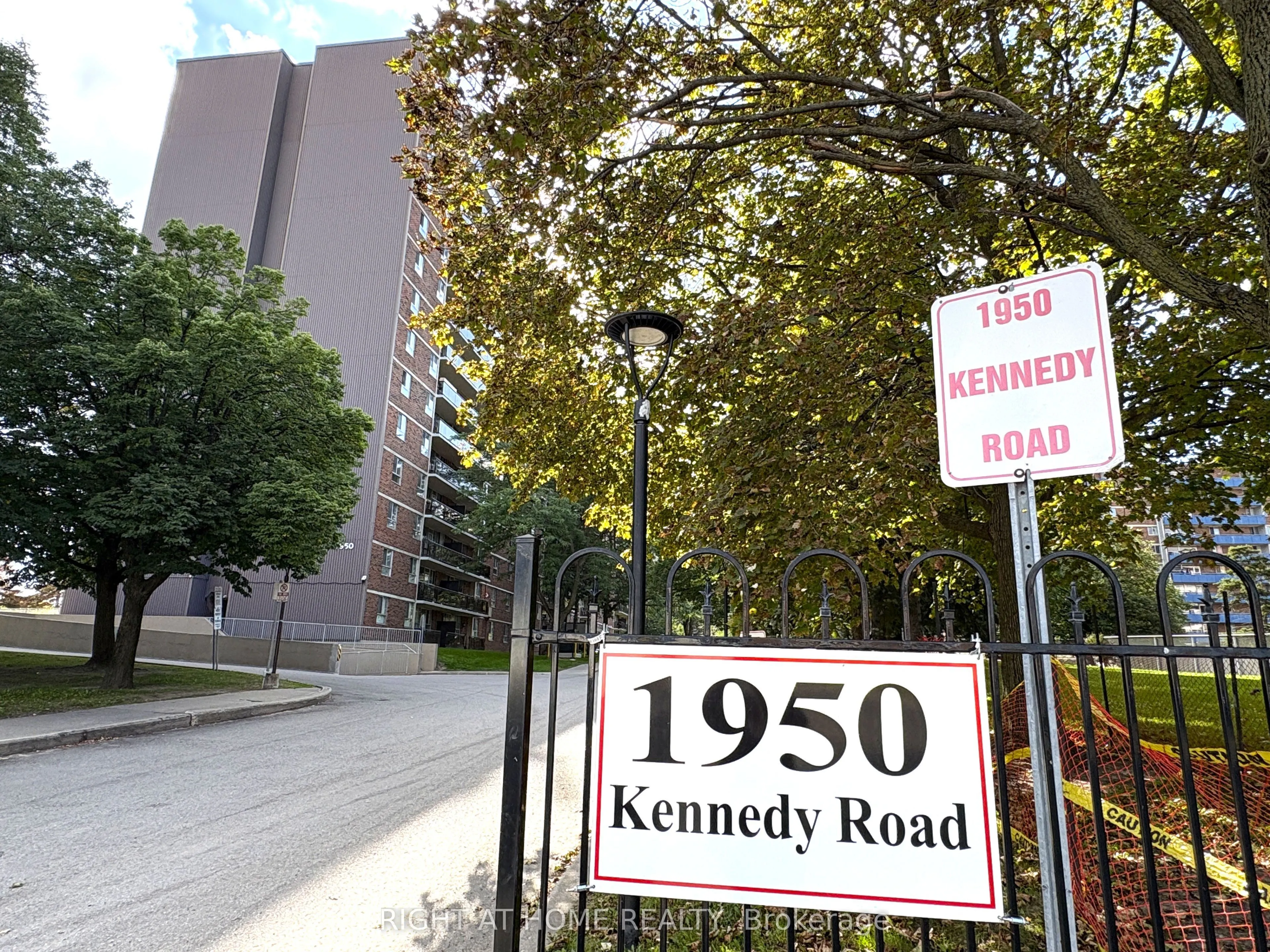 1950 Kennedy Road #711