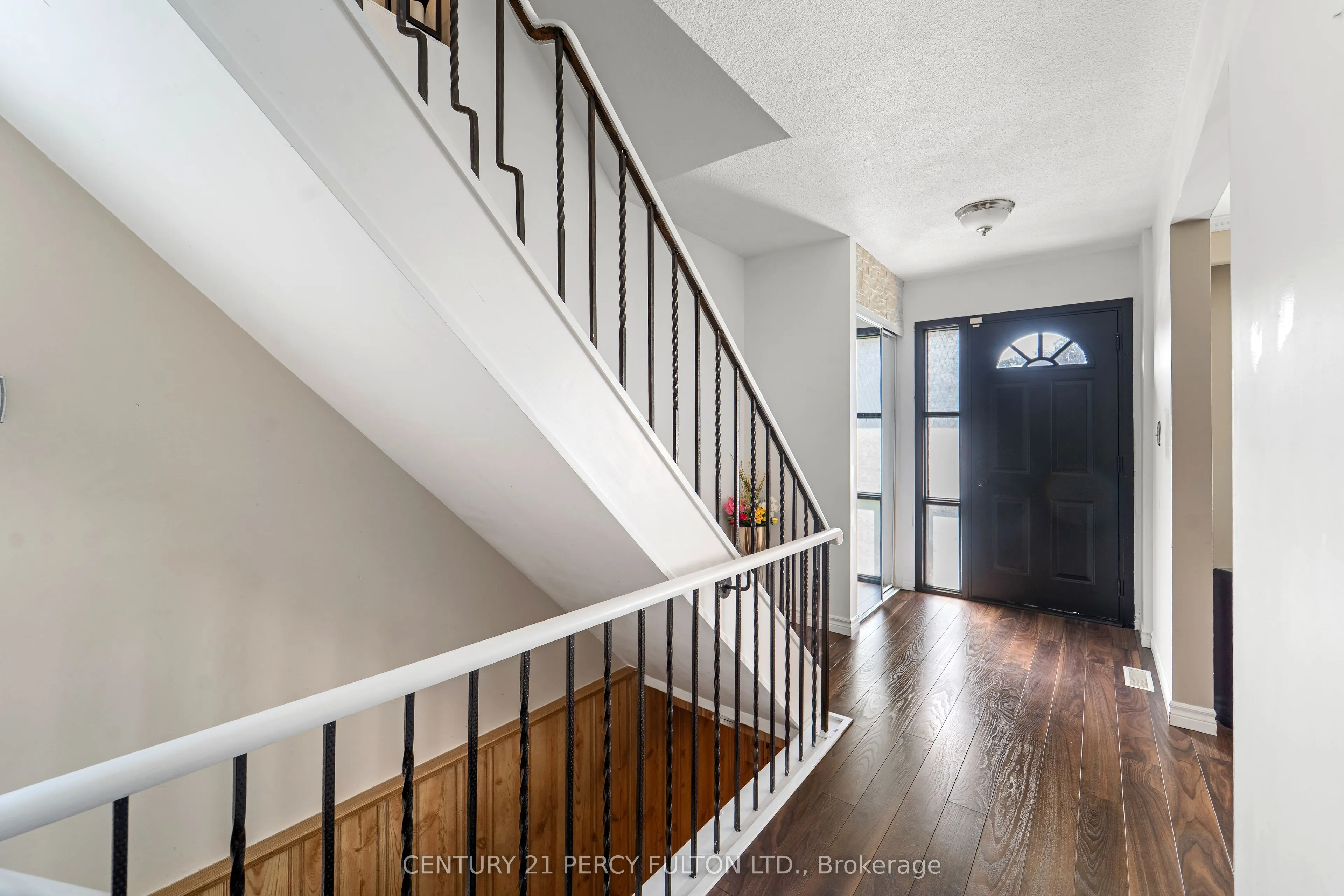 98 Doreen Crescent