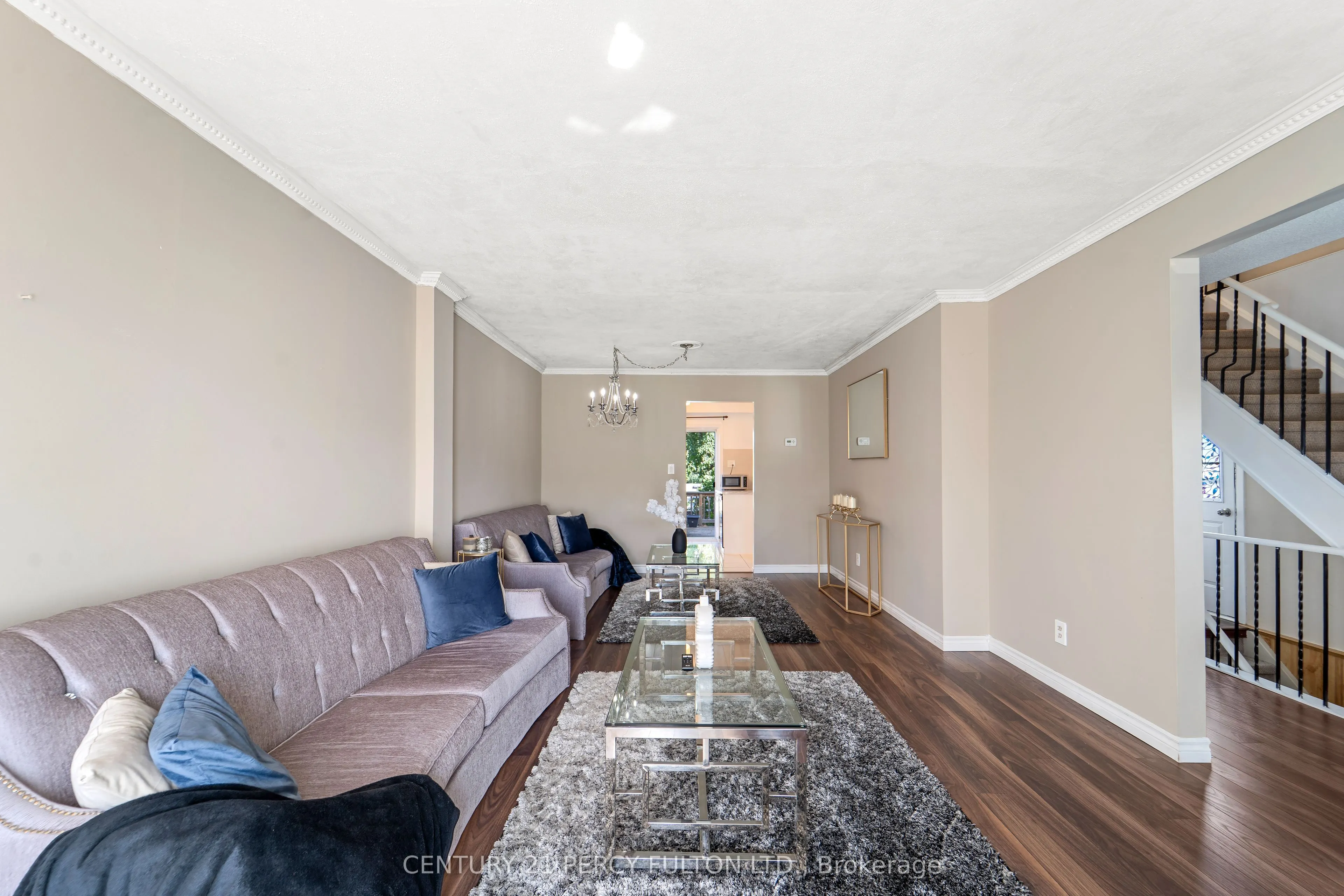 98 Doreen Crescent