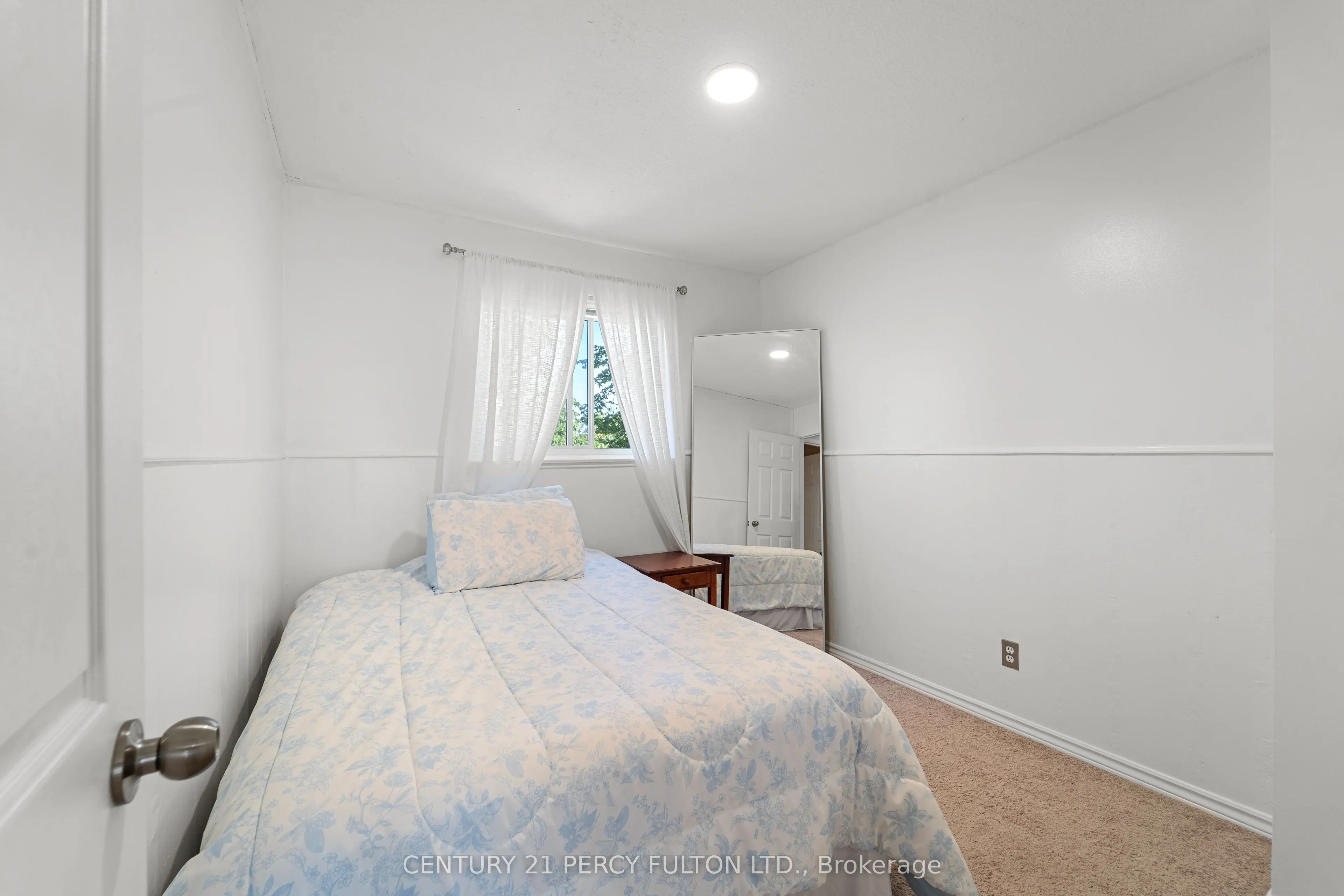 98 Doreen Crescent