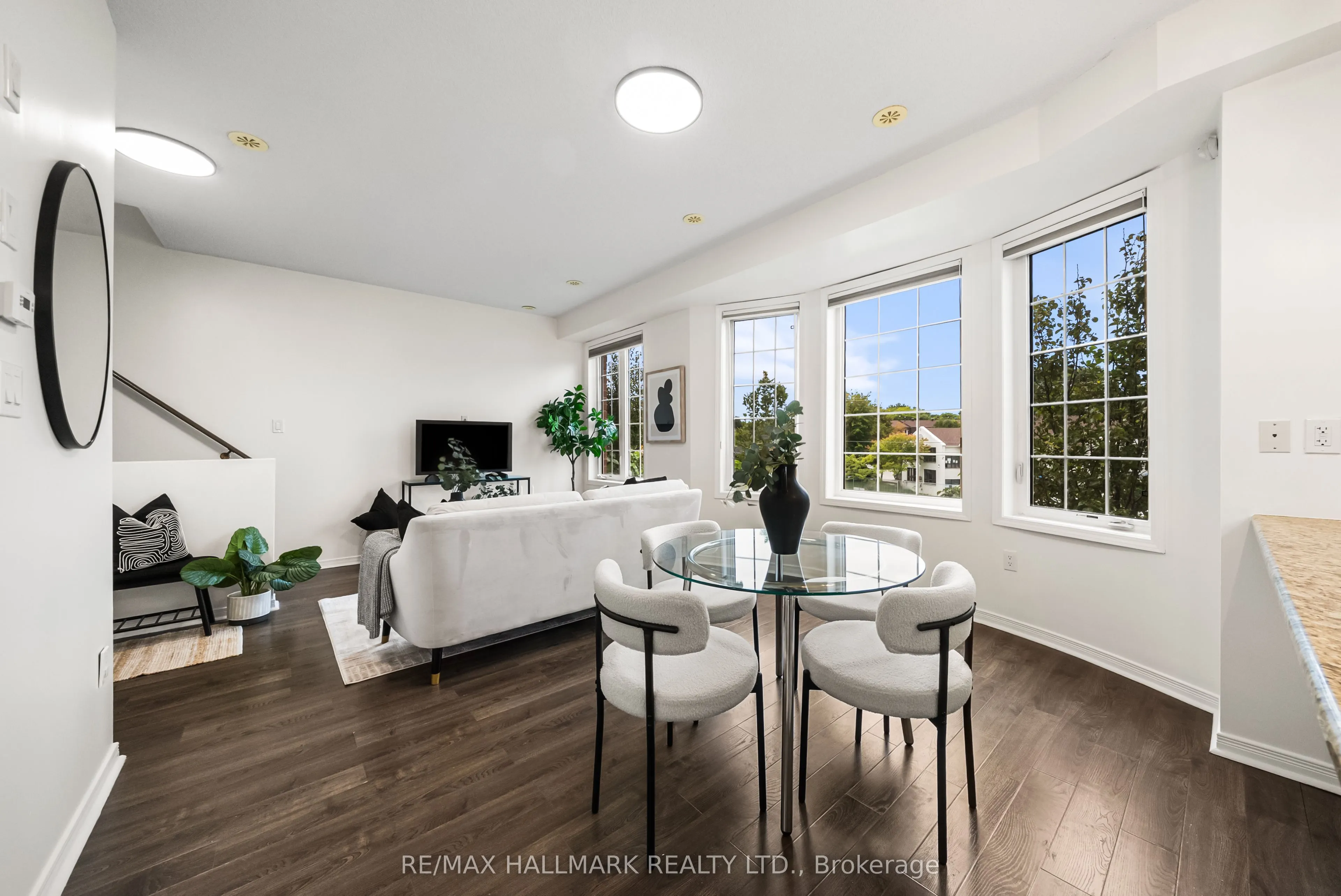 4689 Kingston Road #52