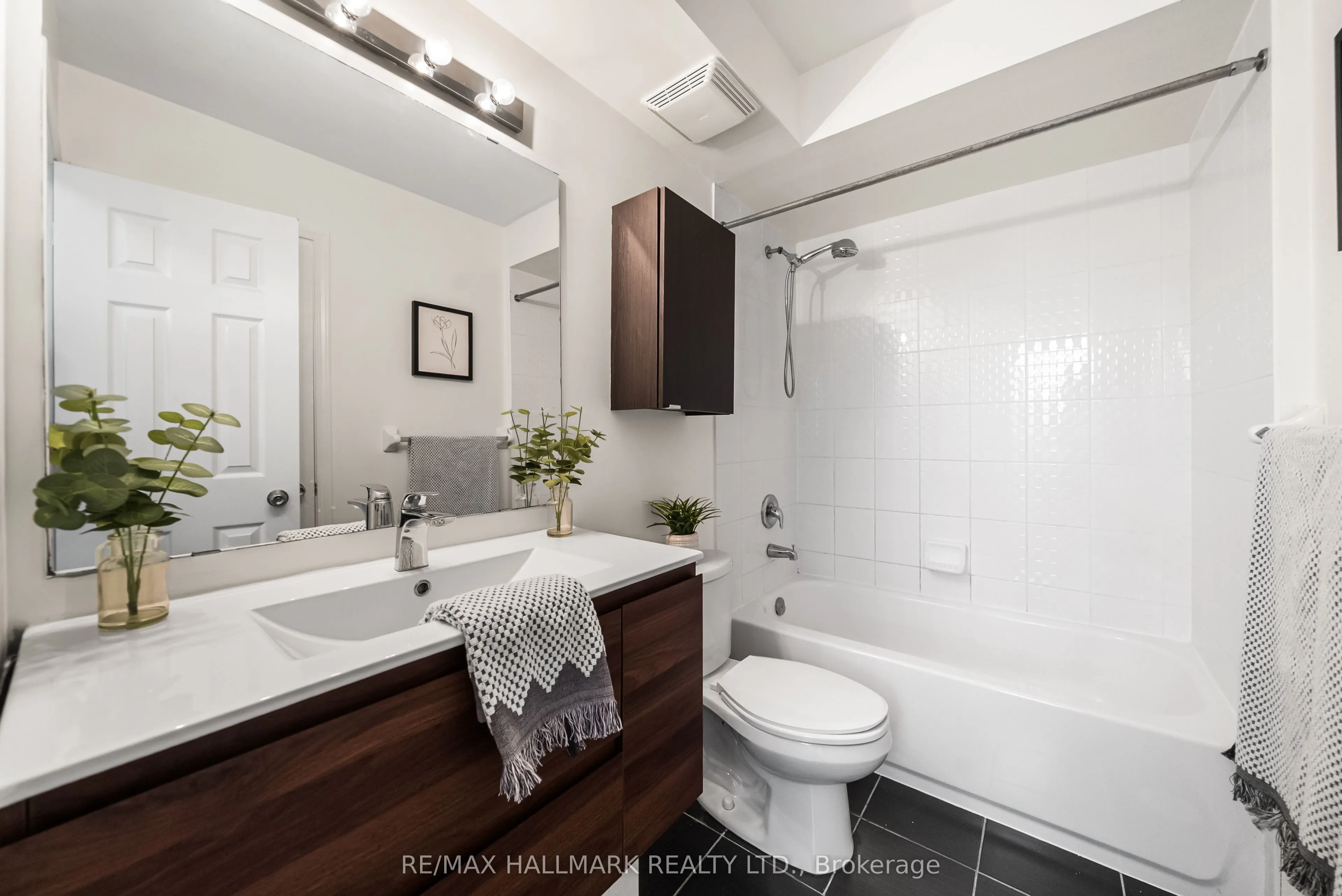 4689 Kingston Road #52