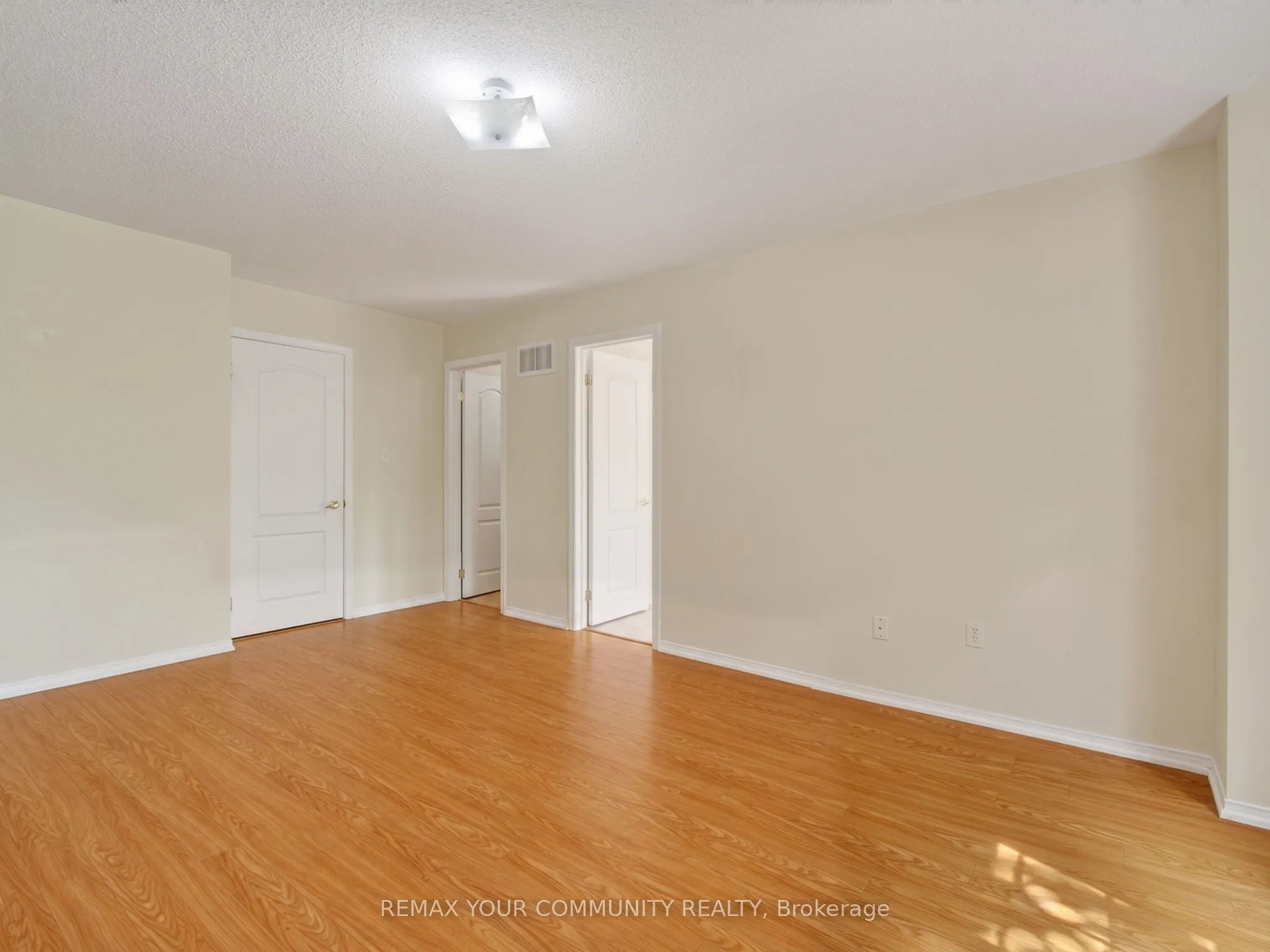 265 Sprucewood Crescent