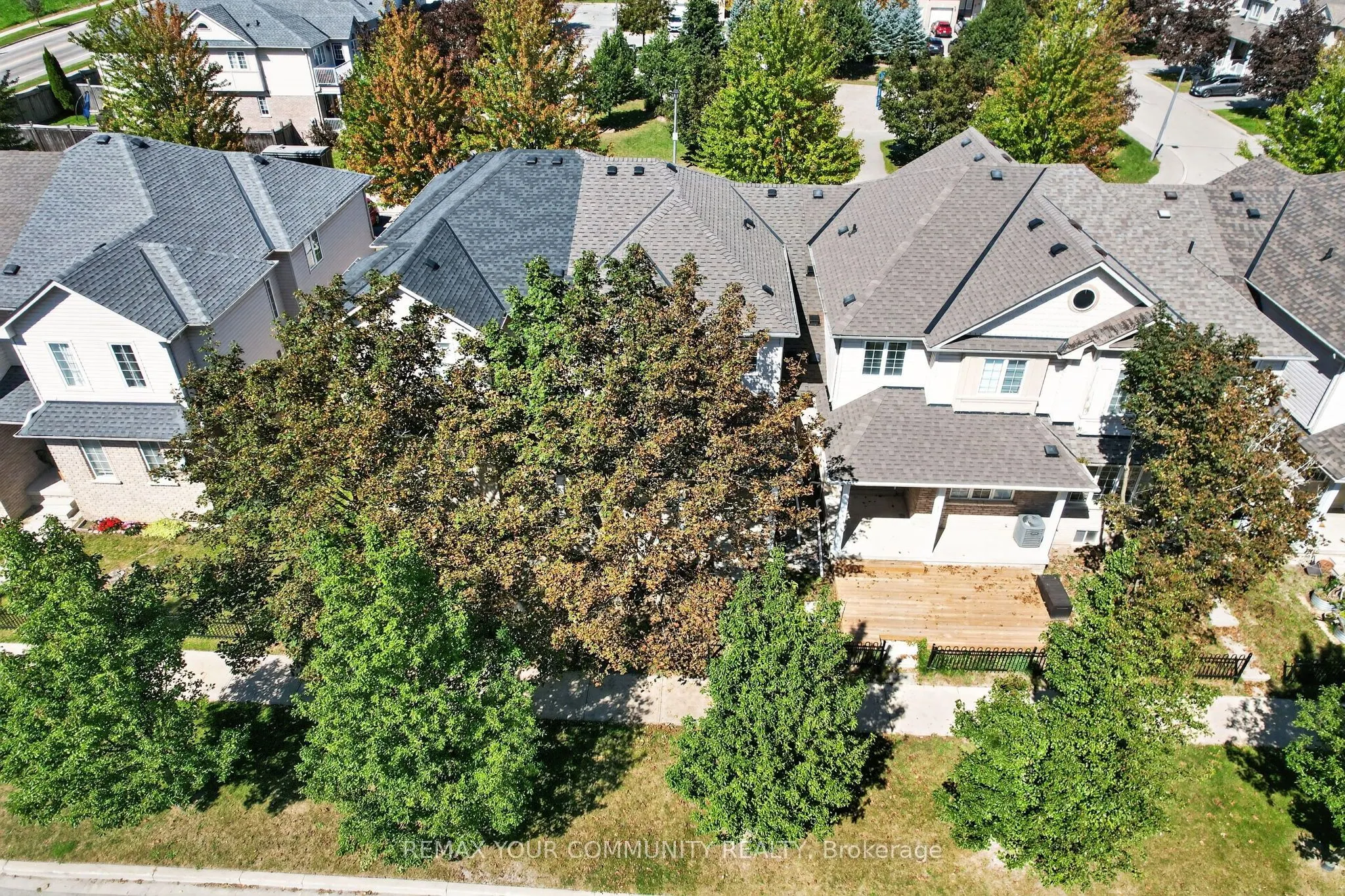 265 Sprucewood Crescent