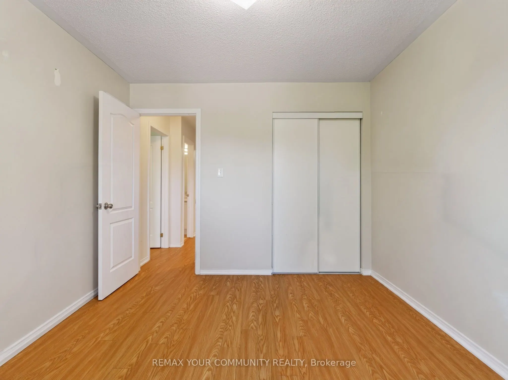 265 Sprucewood Crescent