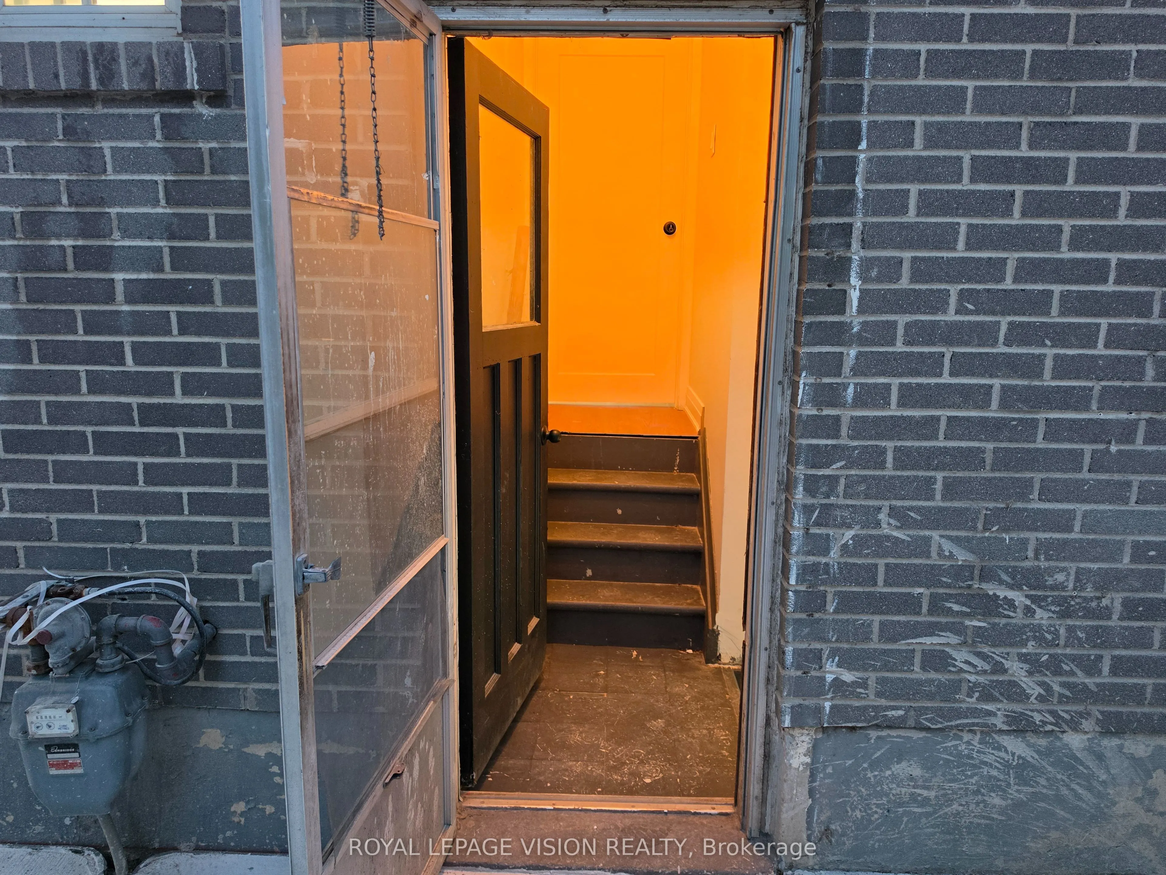 706 Leaside Street #Bsmt 1