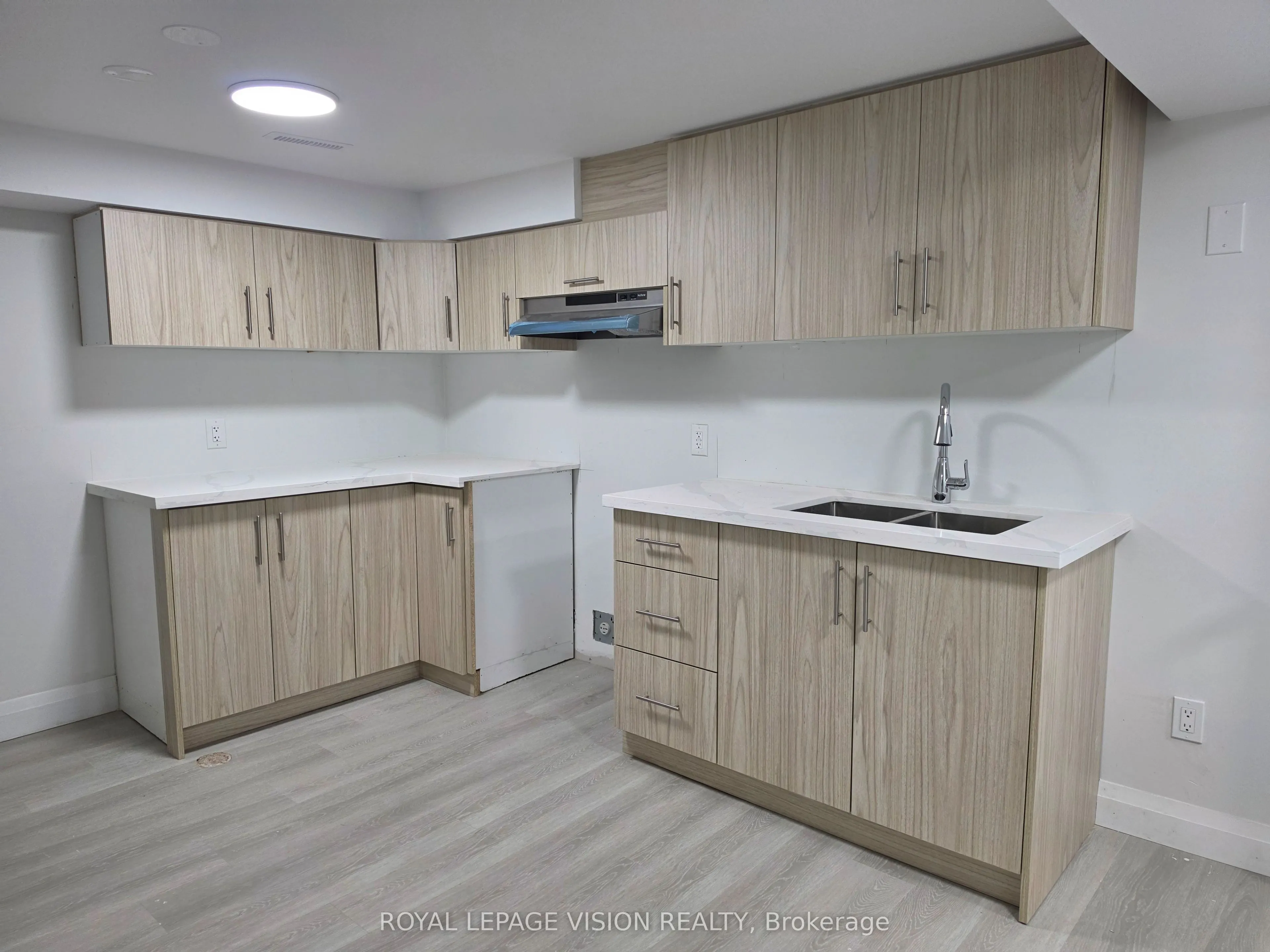 706 Leaside Street #Bsmt 1