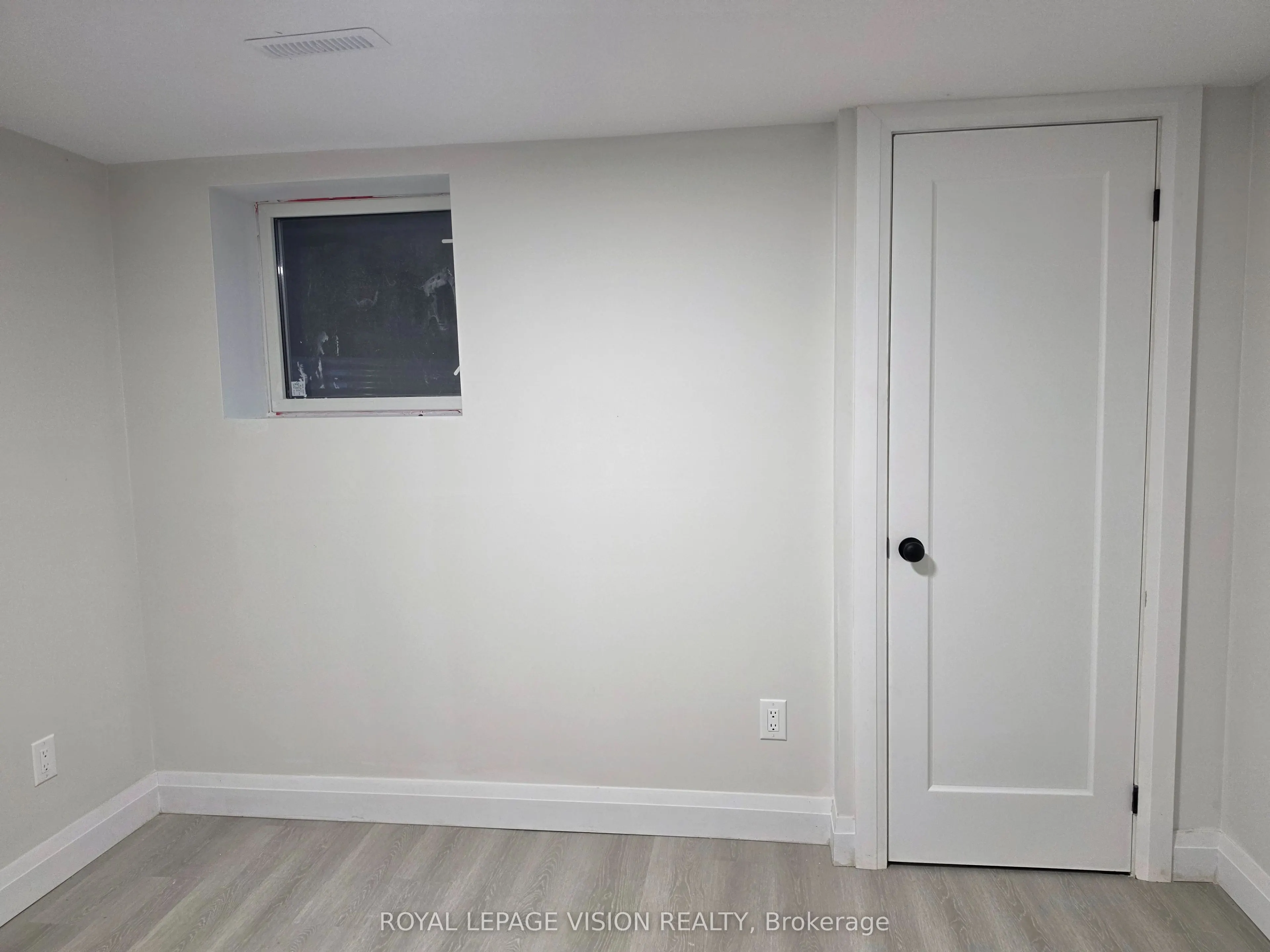 706 Leaside Street #Bsmt 1