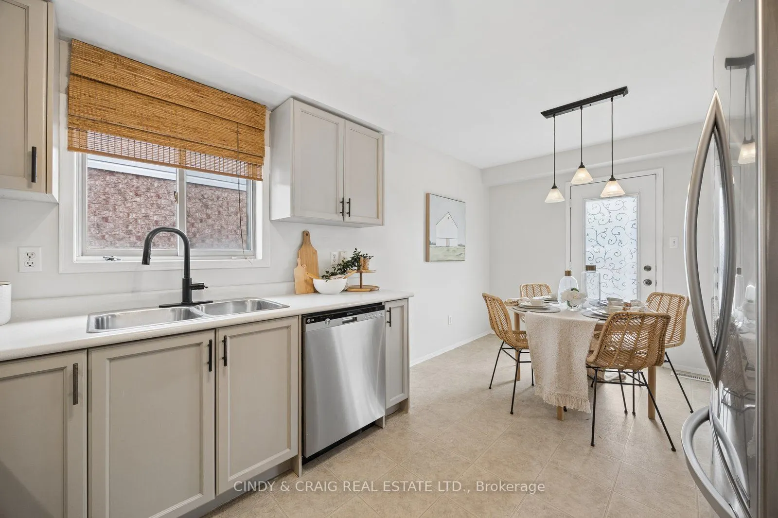1550 Fieldgate Drive