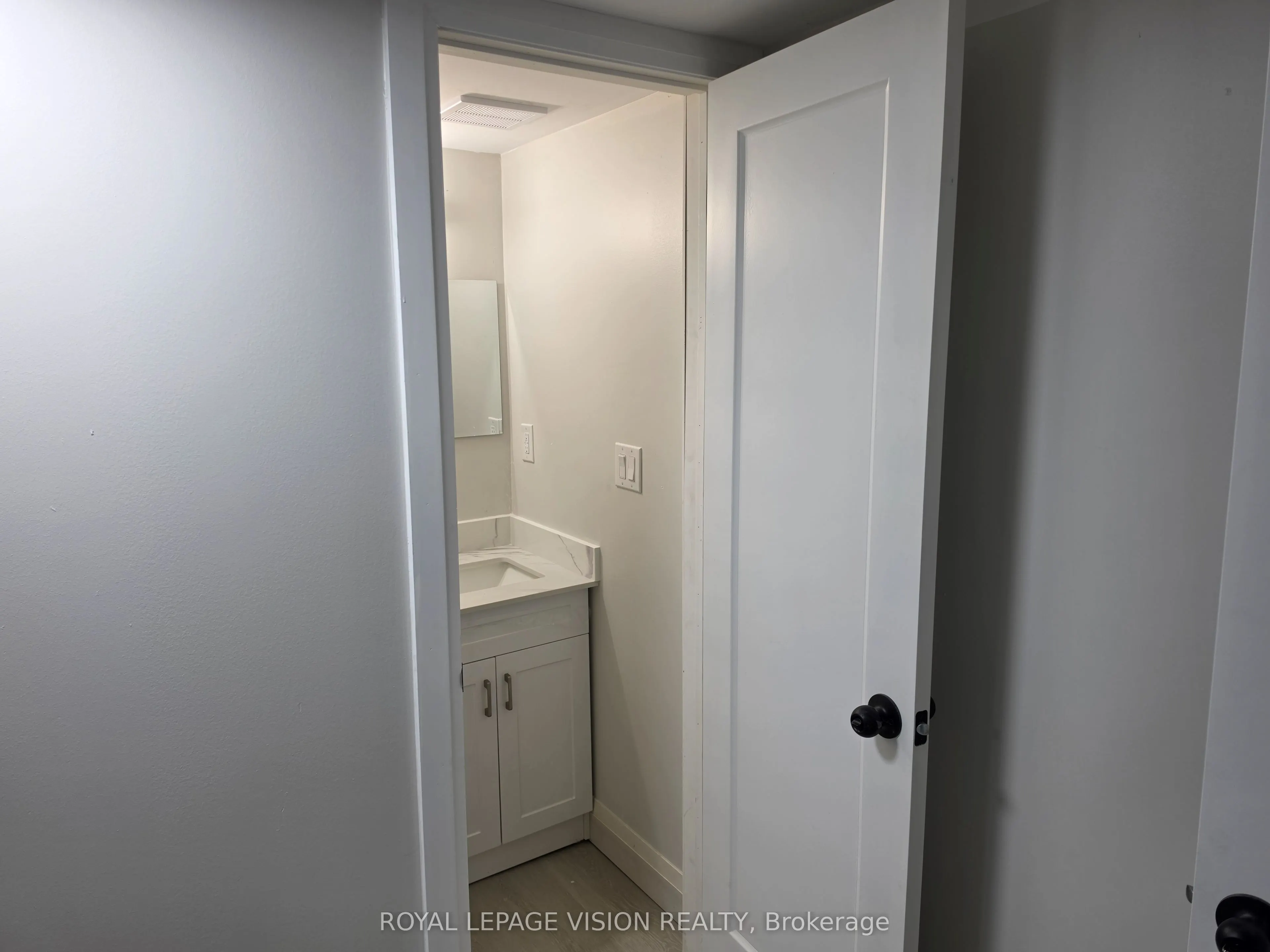 706 Leaside Street #Bsmt 2