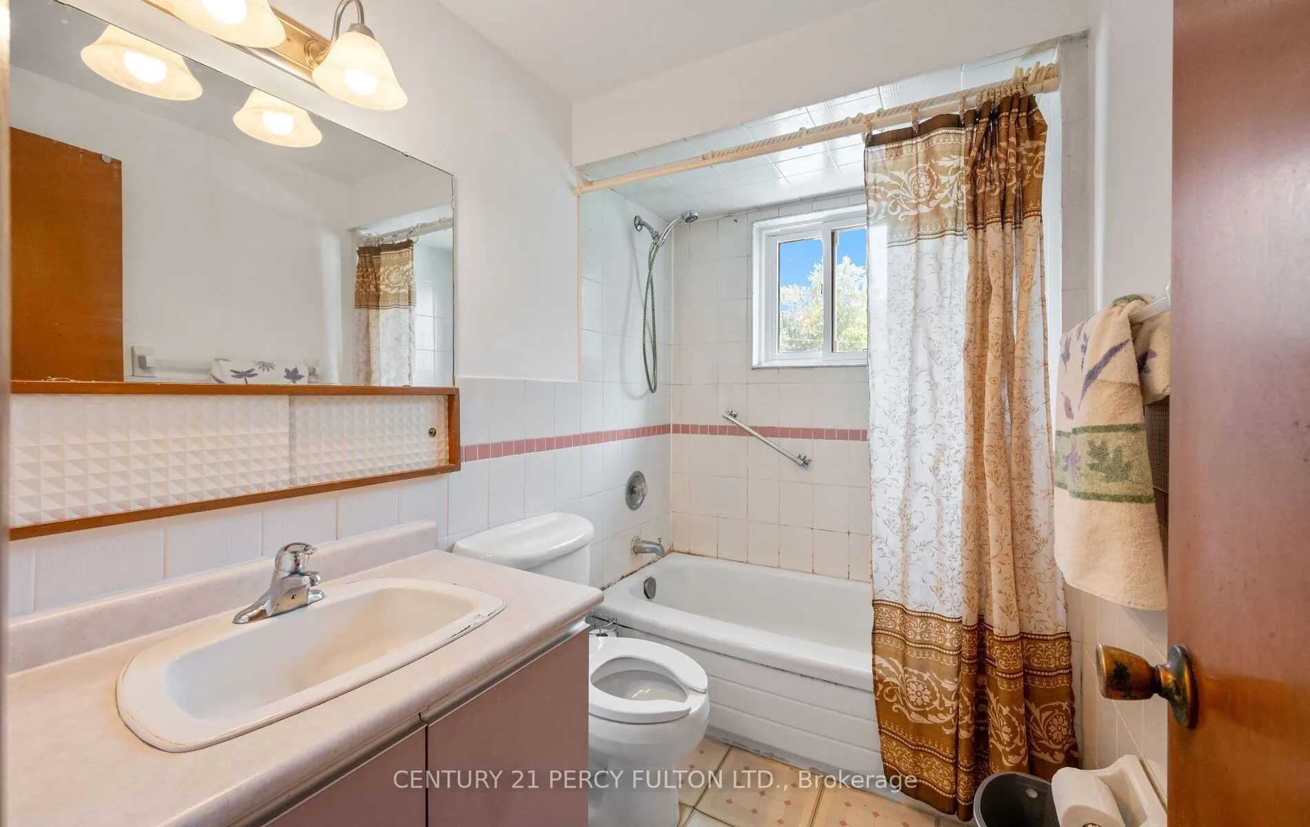 27 Willingdon Avenue