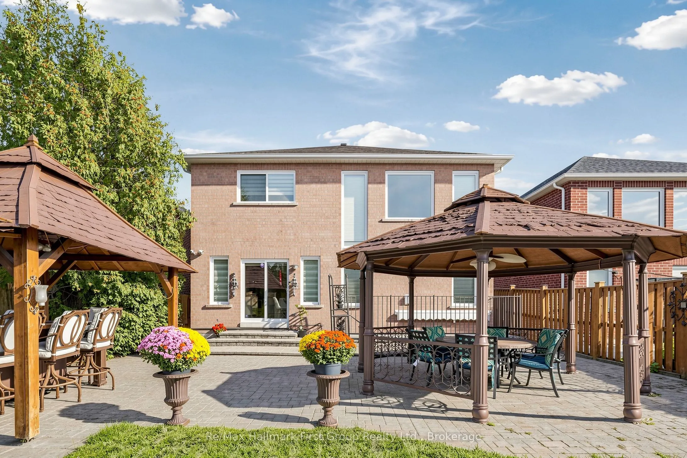 3271 Country Lane
