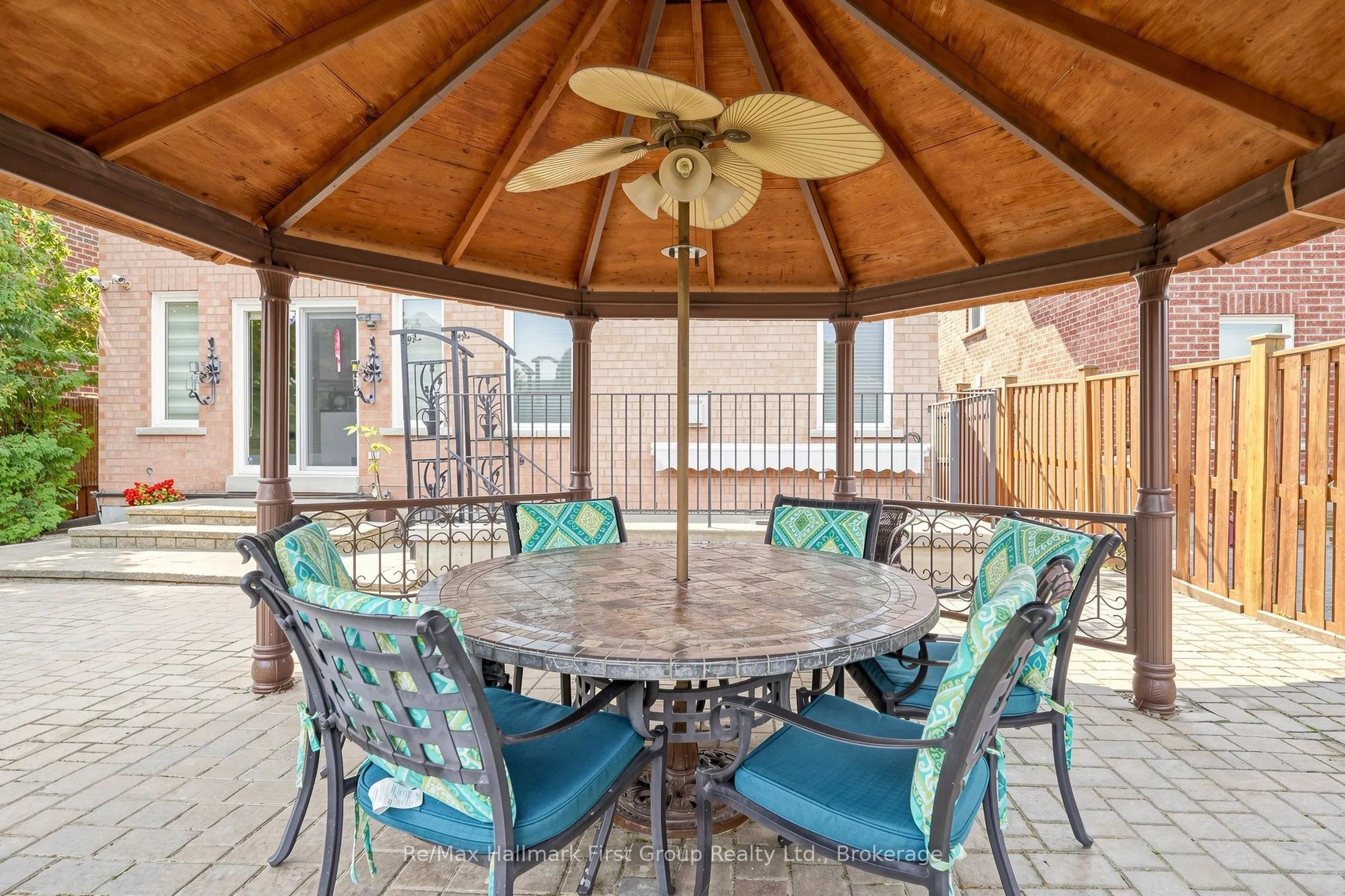 3271 Country Lane