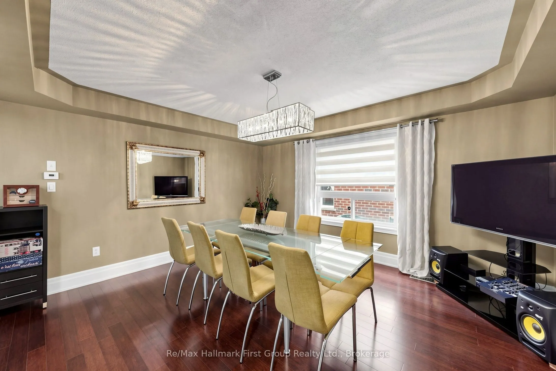 3271 Country Lane
