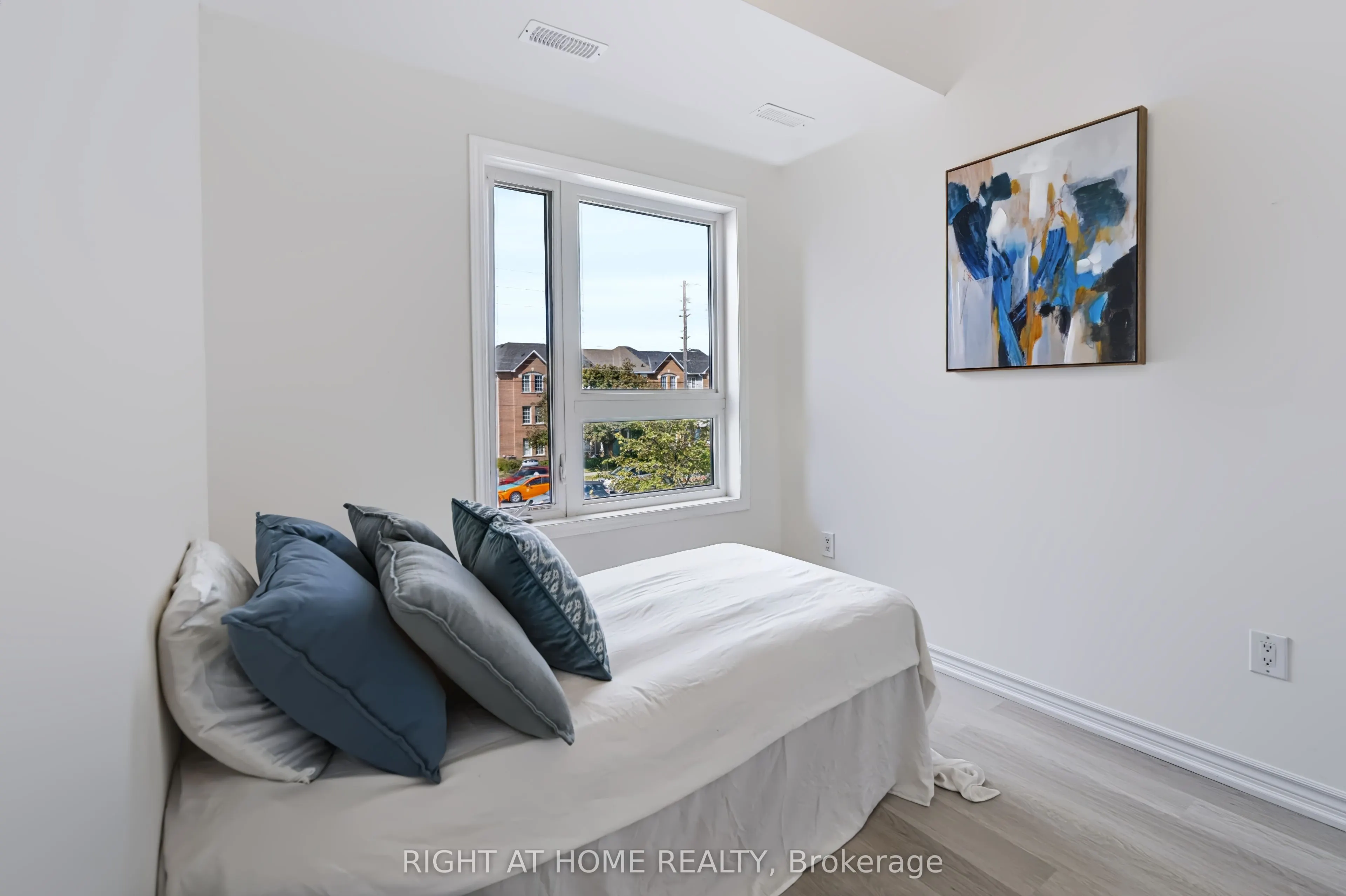 2789 Eglinton Avenue E #429