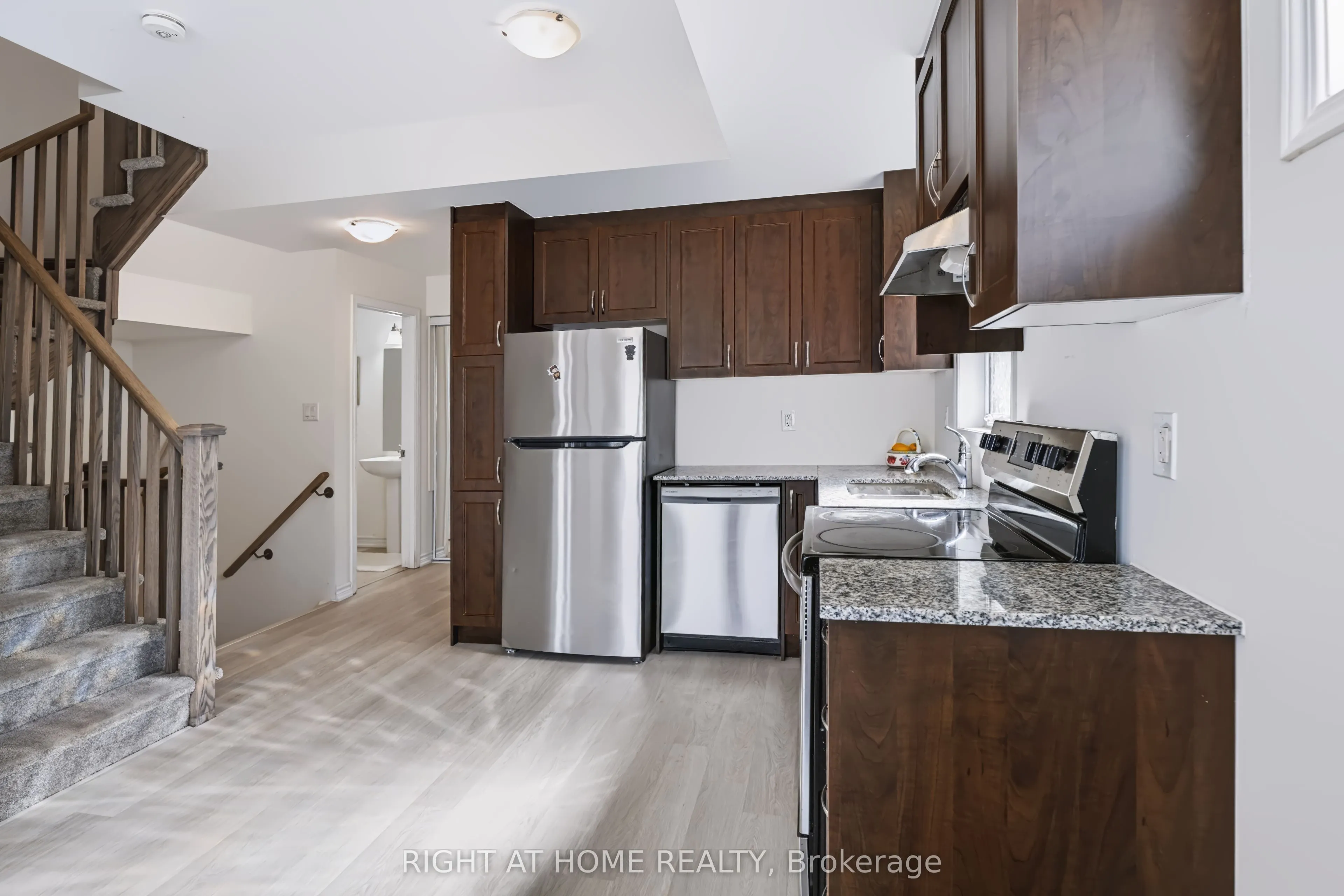 2789 Eglinton Avenue E #429