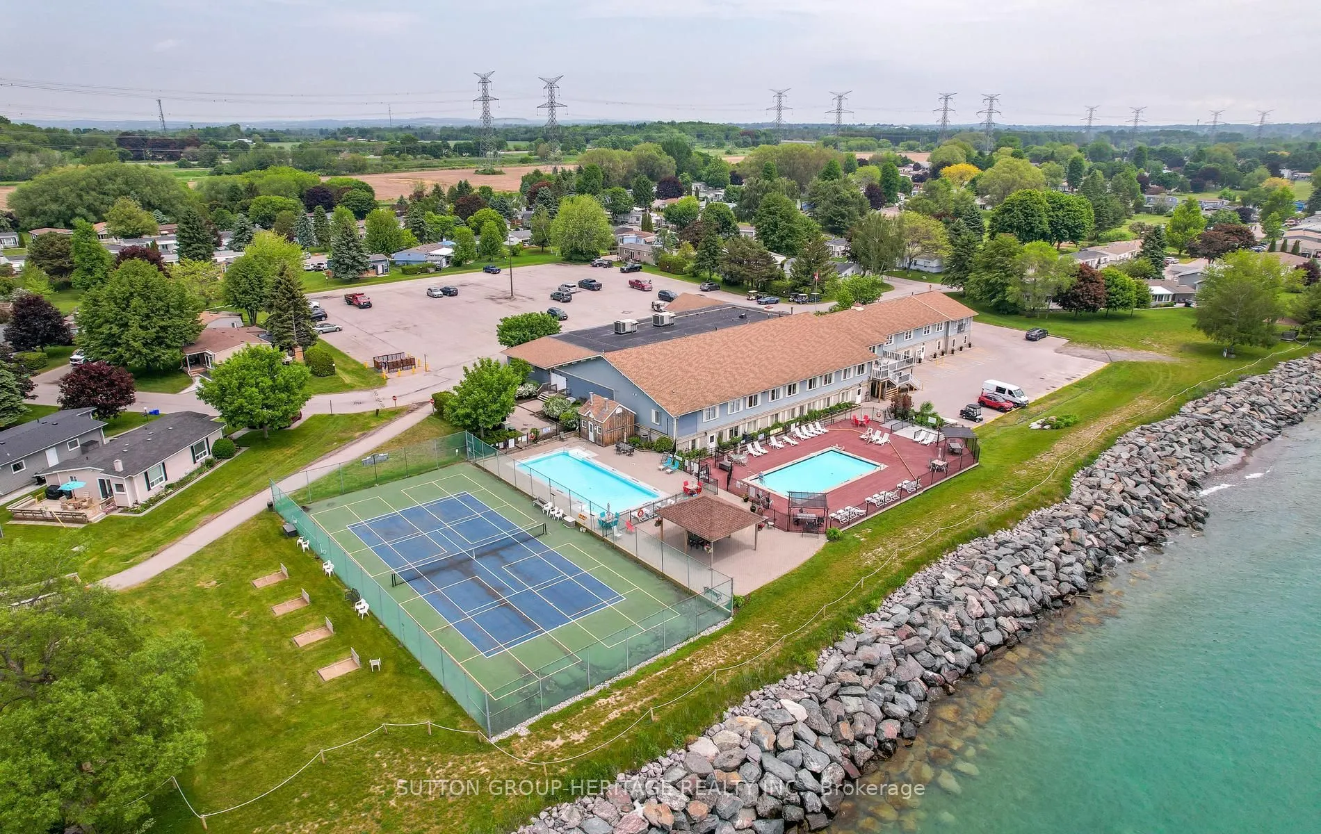 89 Bluffs Road