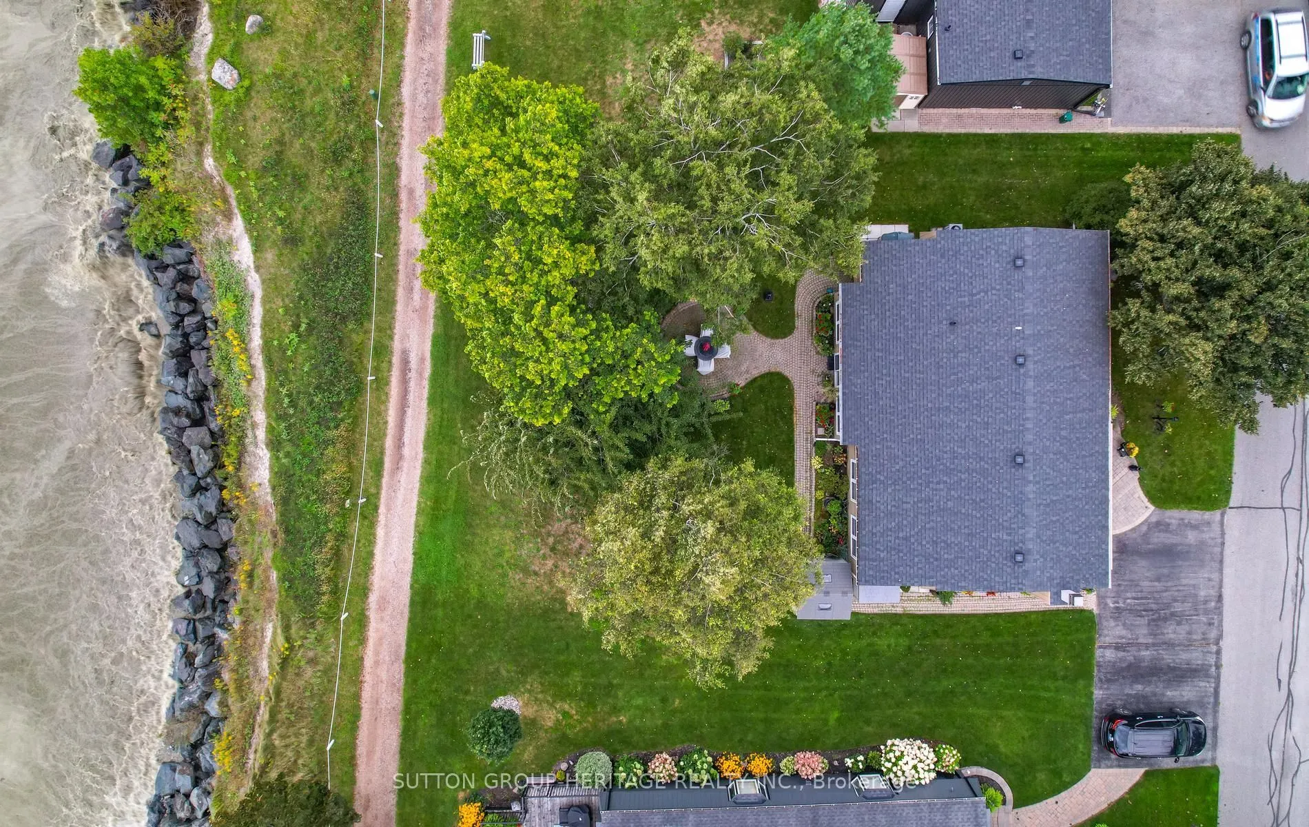 89 Bluffs Road